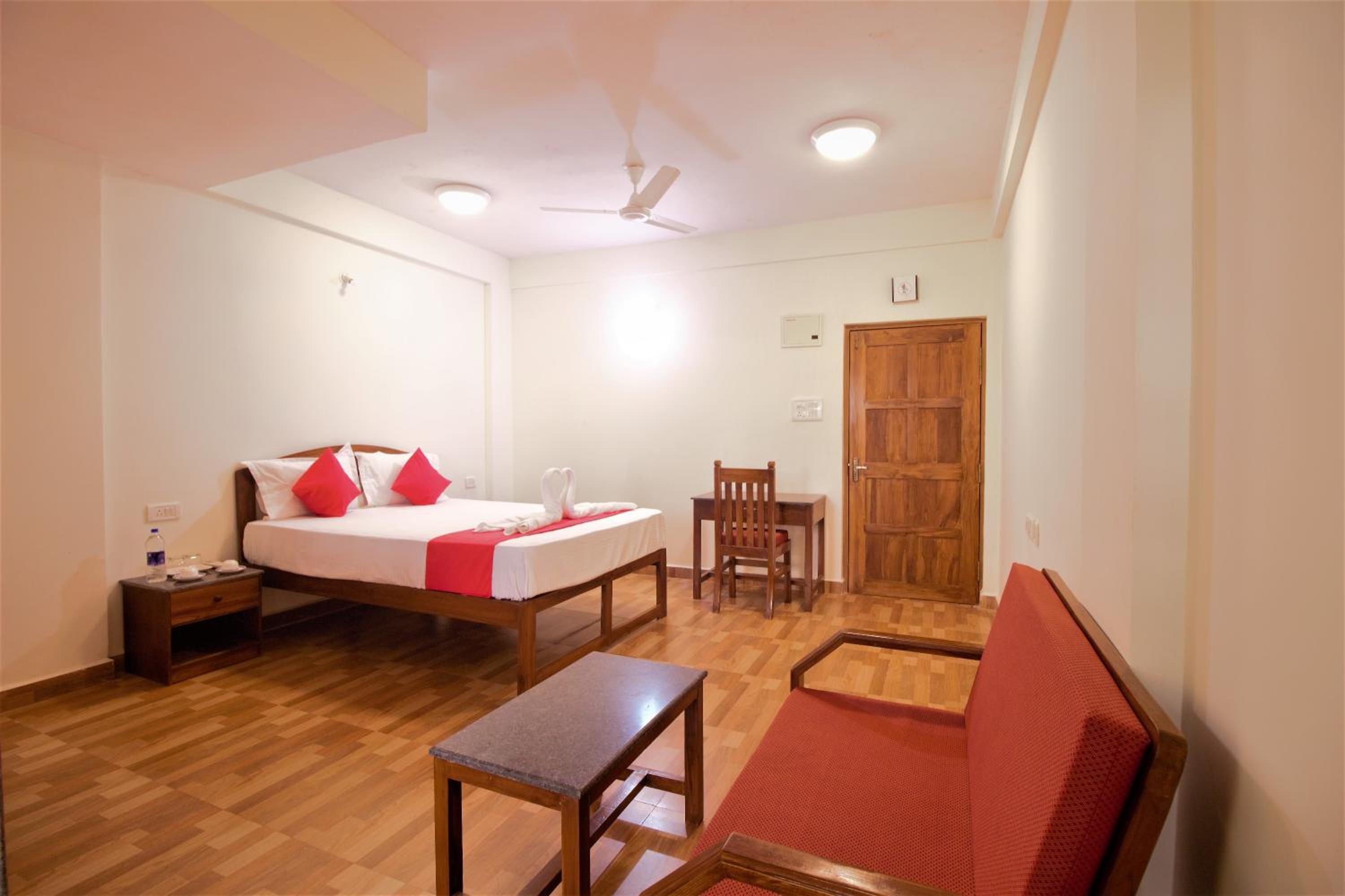 Double Room with Balcony photo 3