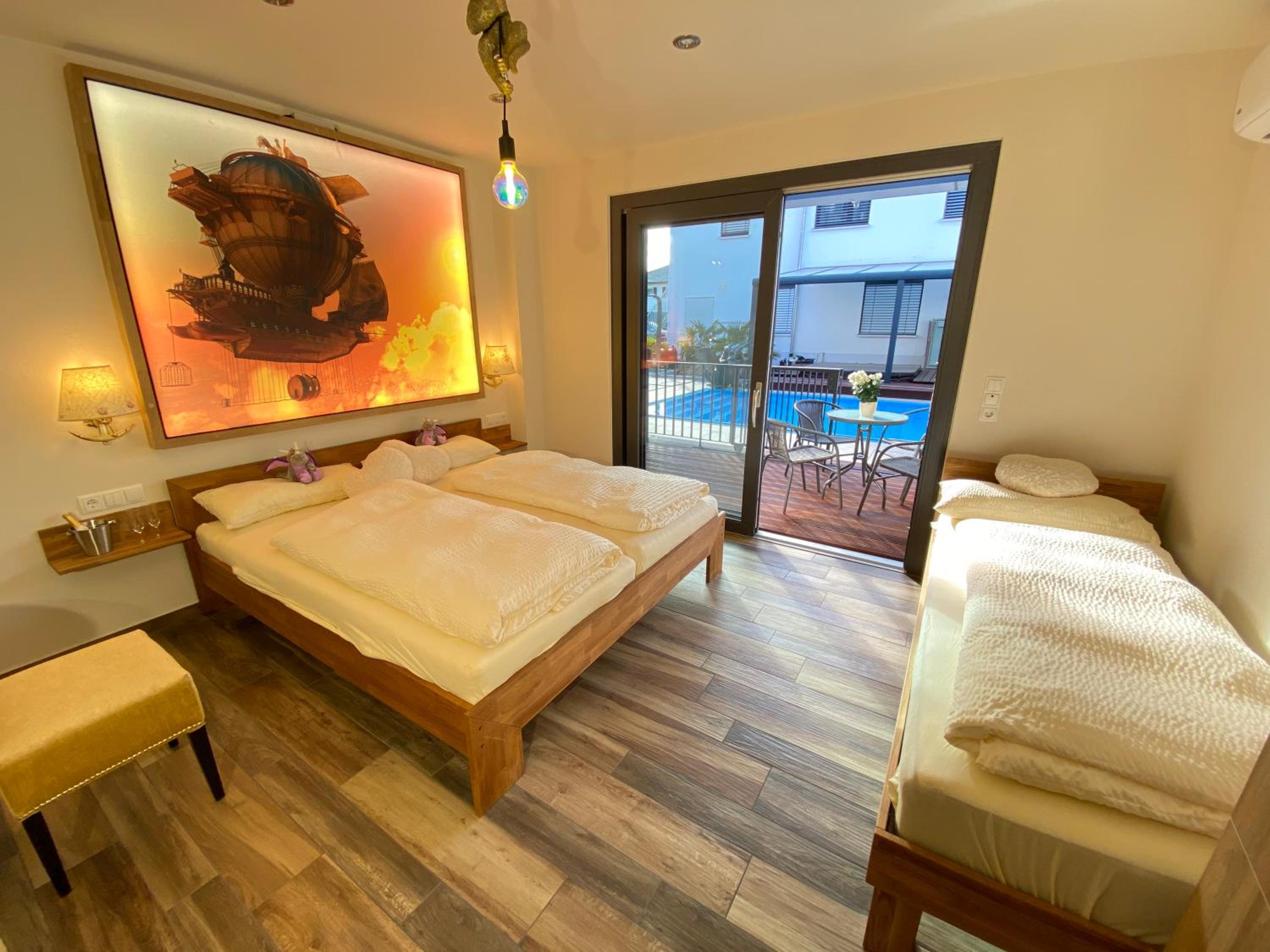 Family Room - Disability Access - Photo 1