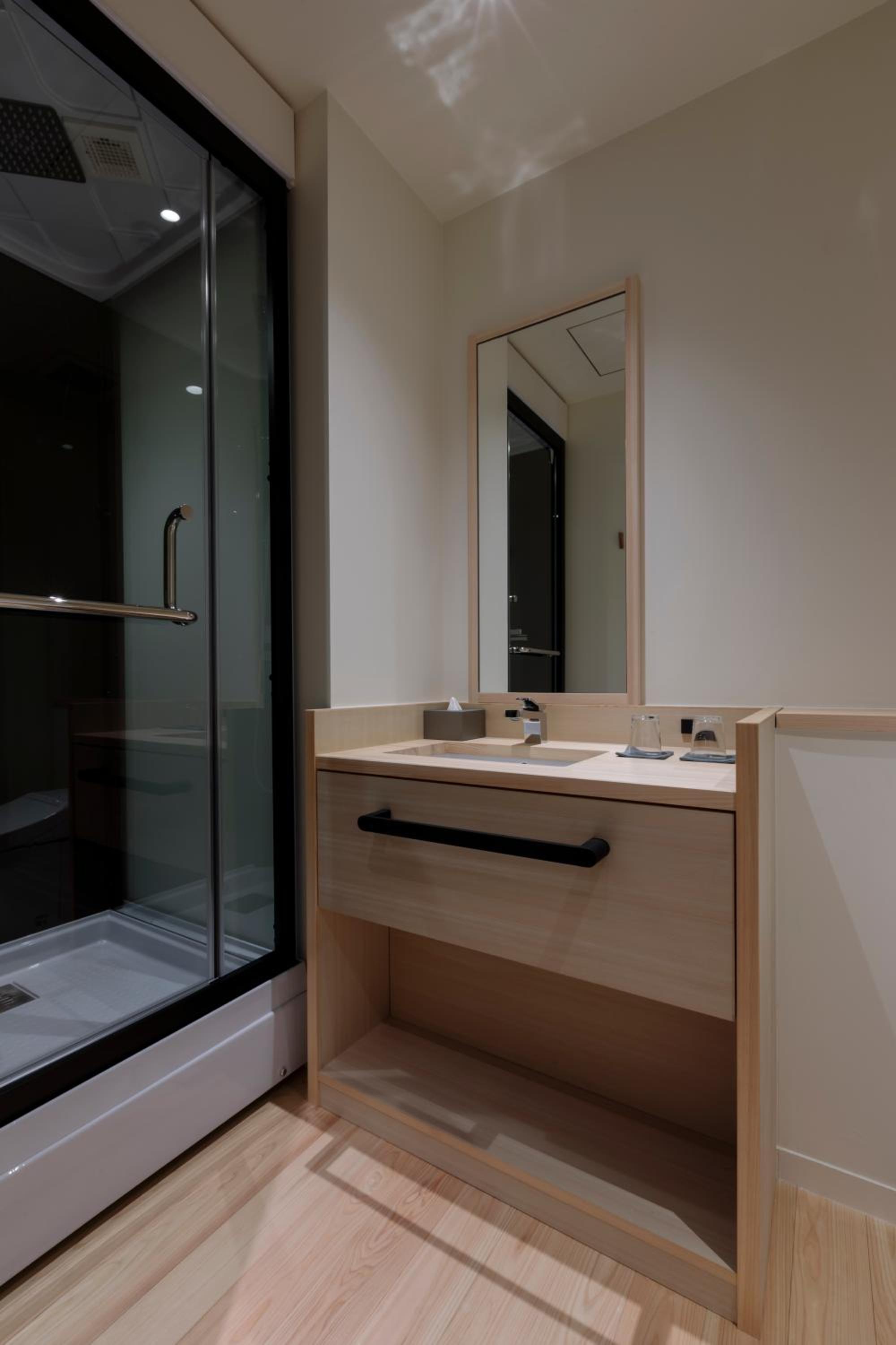 Triple Room with Shower - Photo 2
