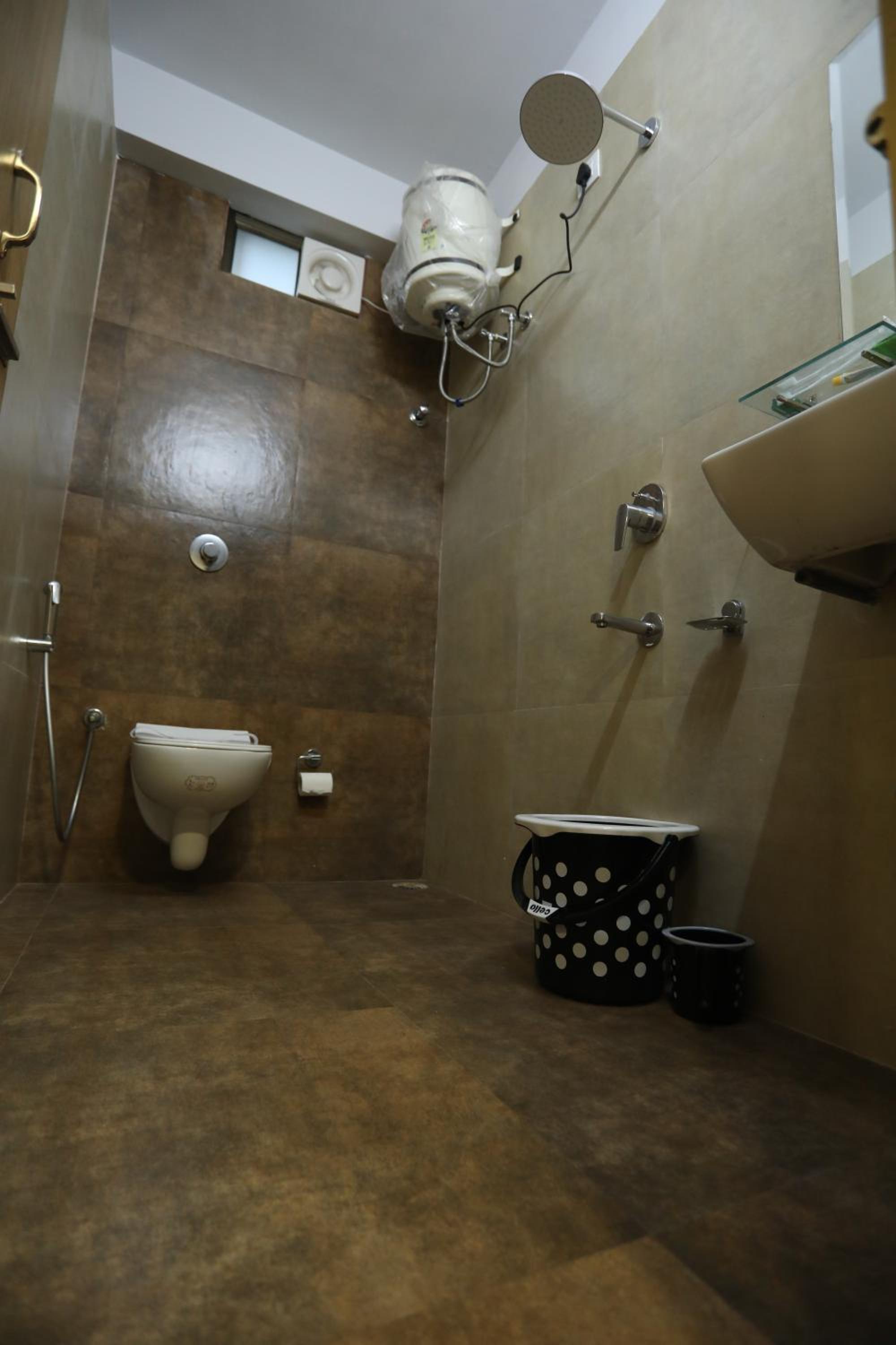 Double Room - Photo 10