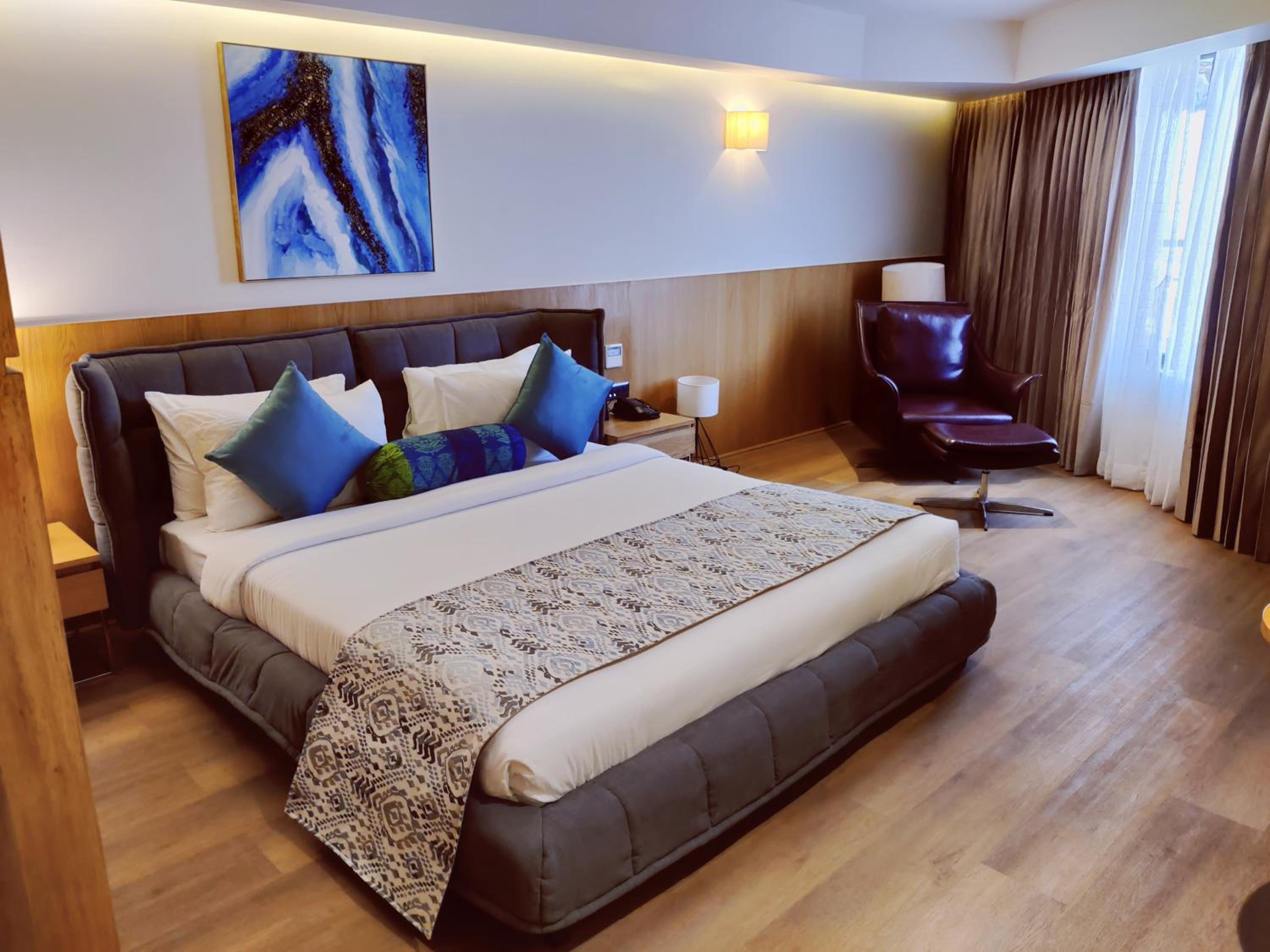 Hazel Suite - Photo 4