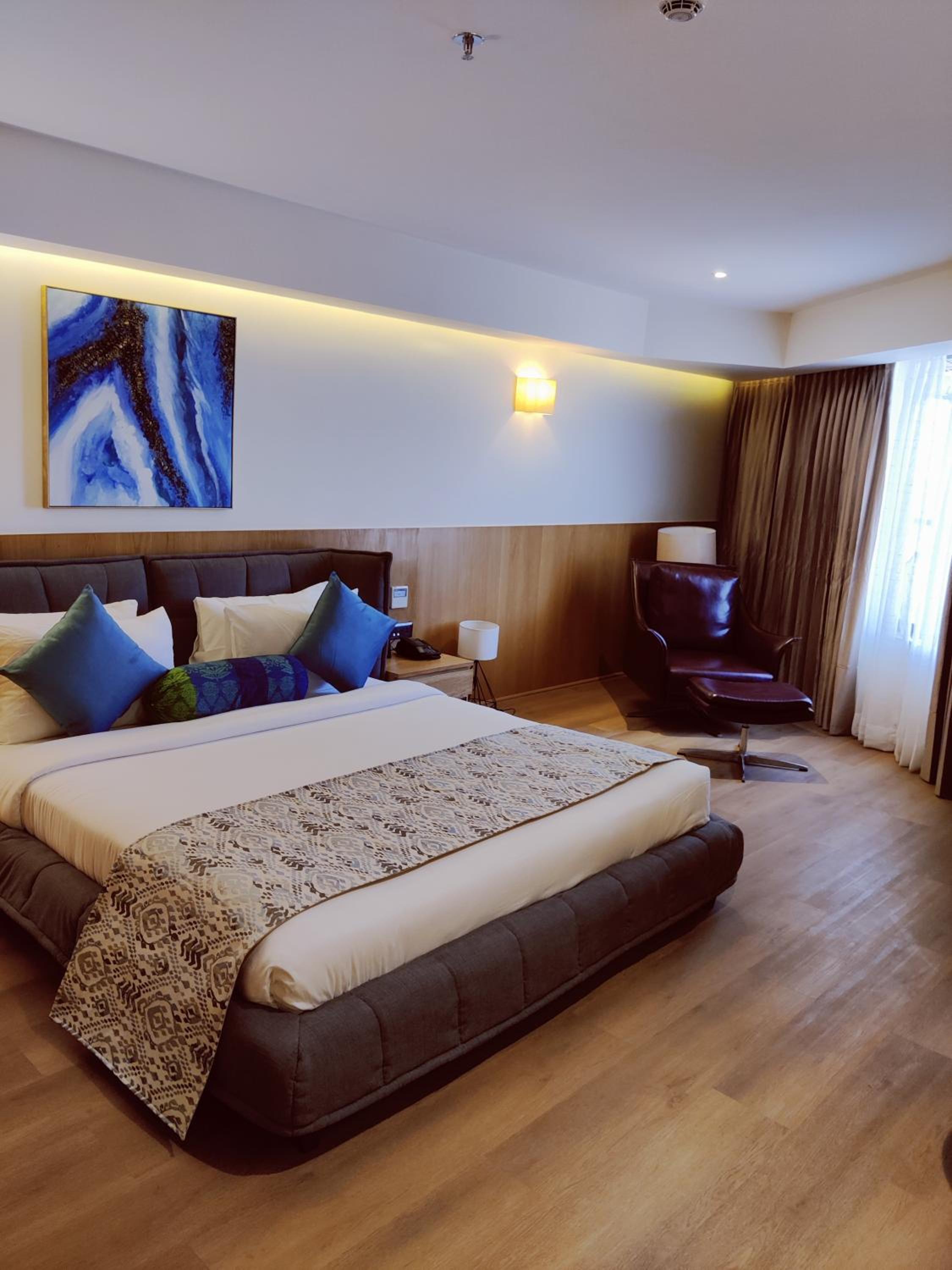 Hazel Suite - Photo 5