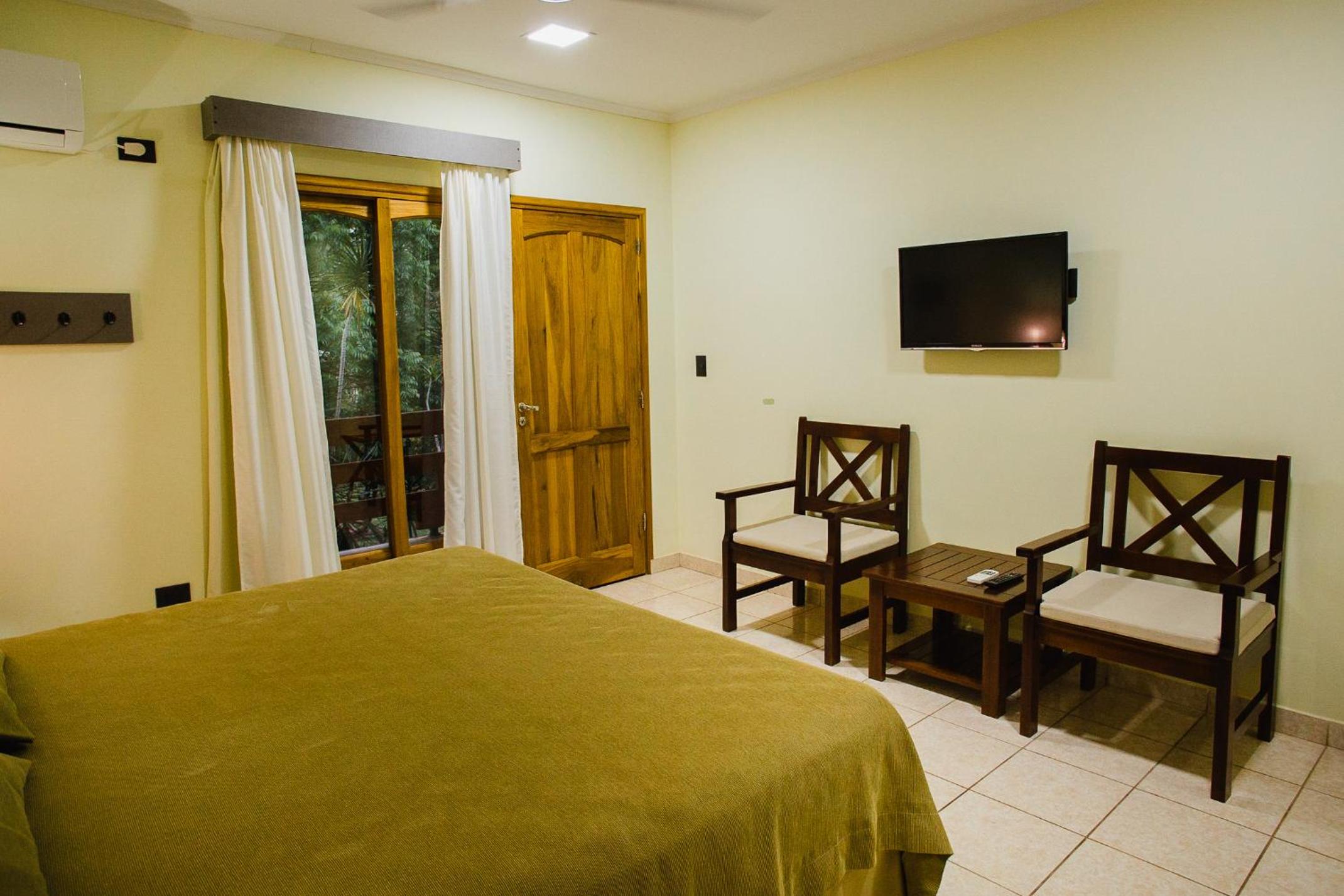 Double or Twin Room photo 3