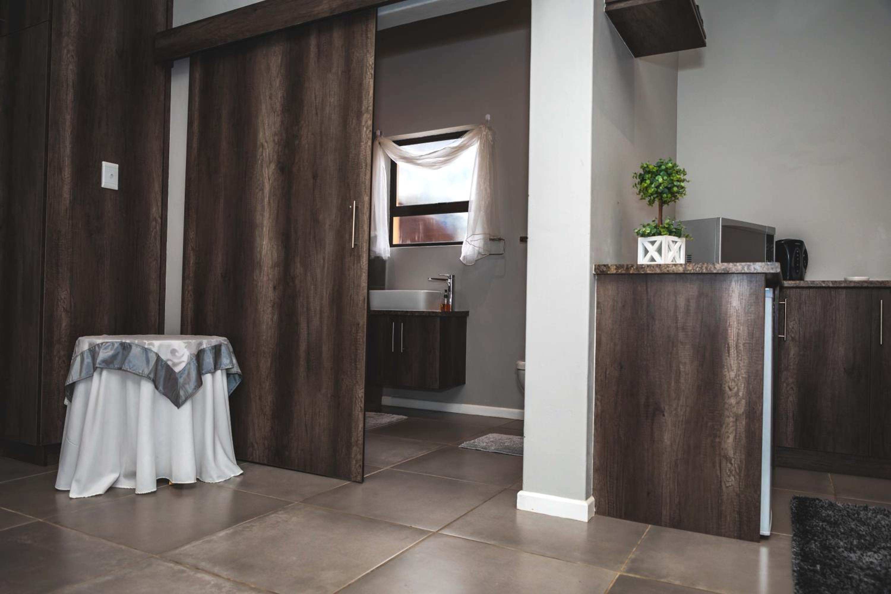 Family Room with Shower - Photo 7