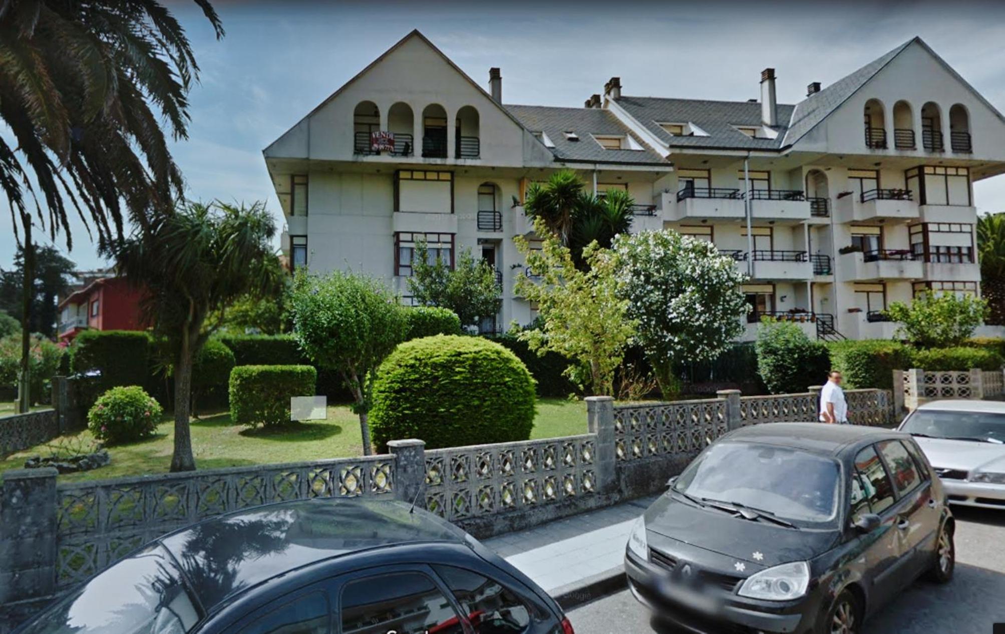 Apartment with Terrace photo 1
