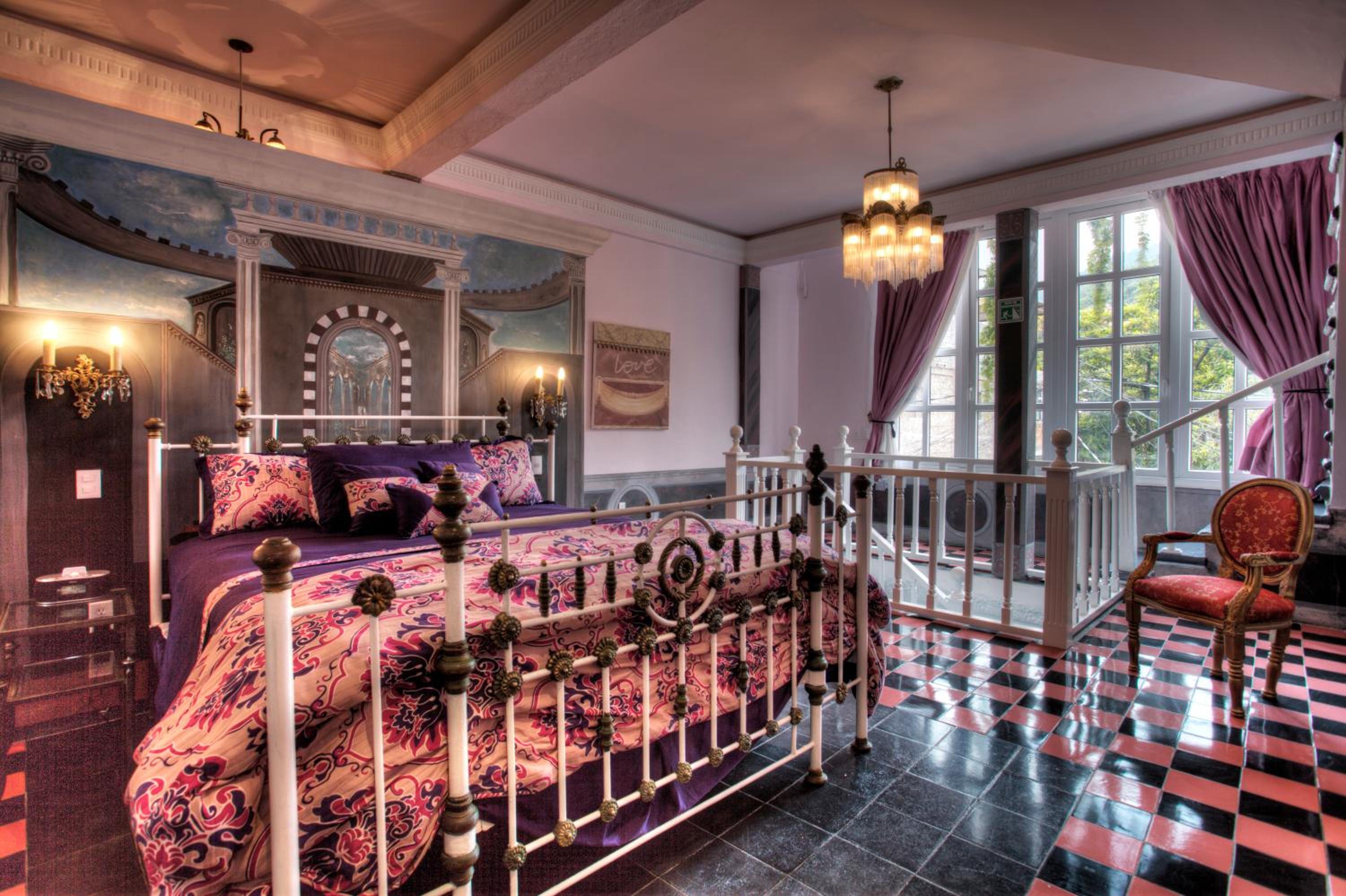 Candelaria Suite