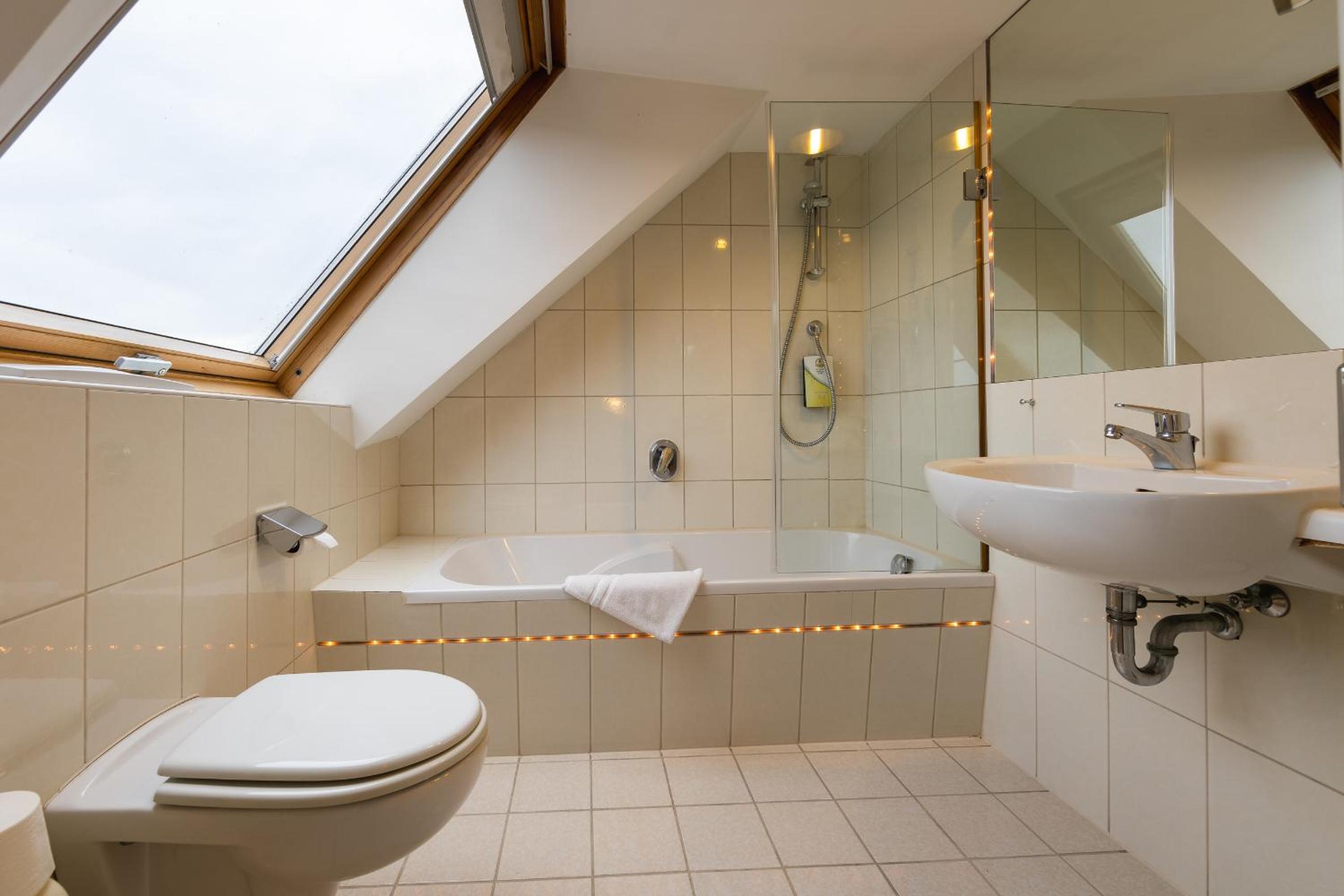 Standard Single Room photo 3
