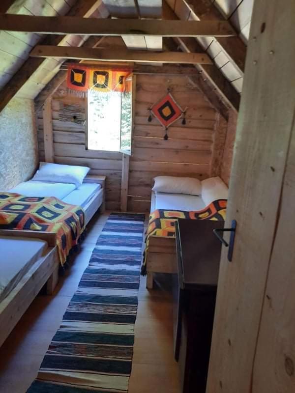 Standard Triple Room photo 3