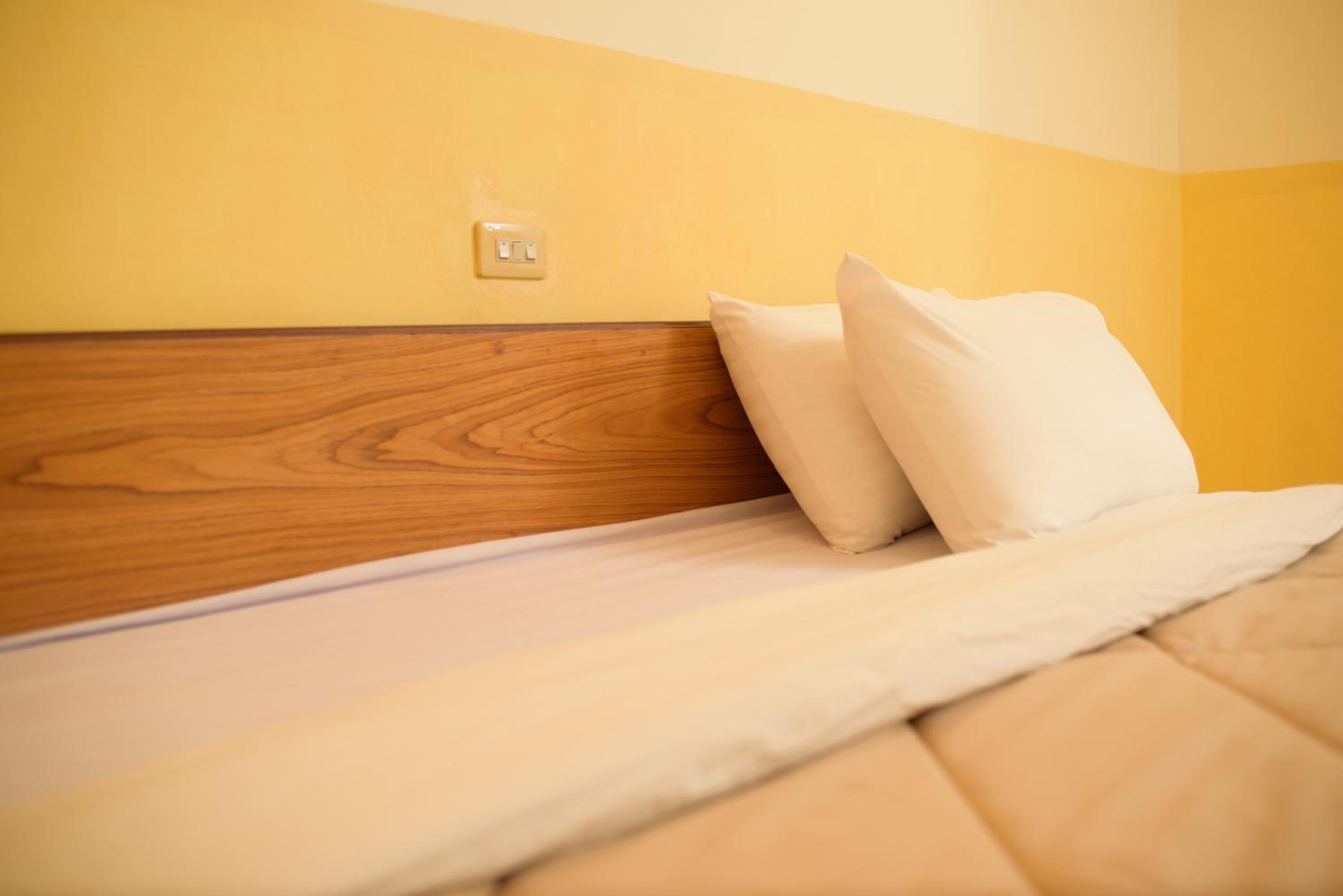 Standard Double Room - Photo 5
