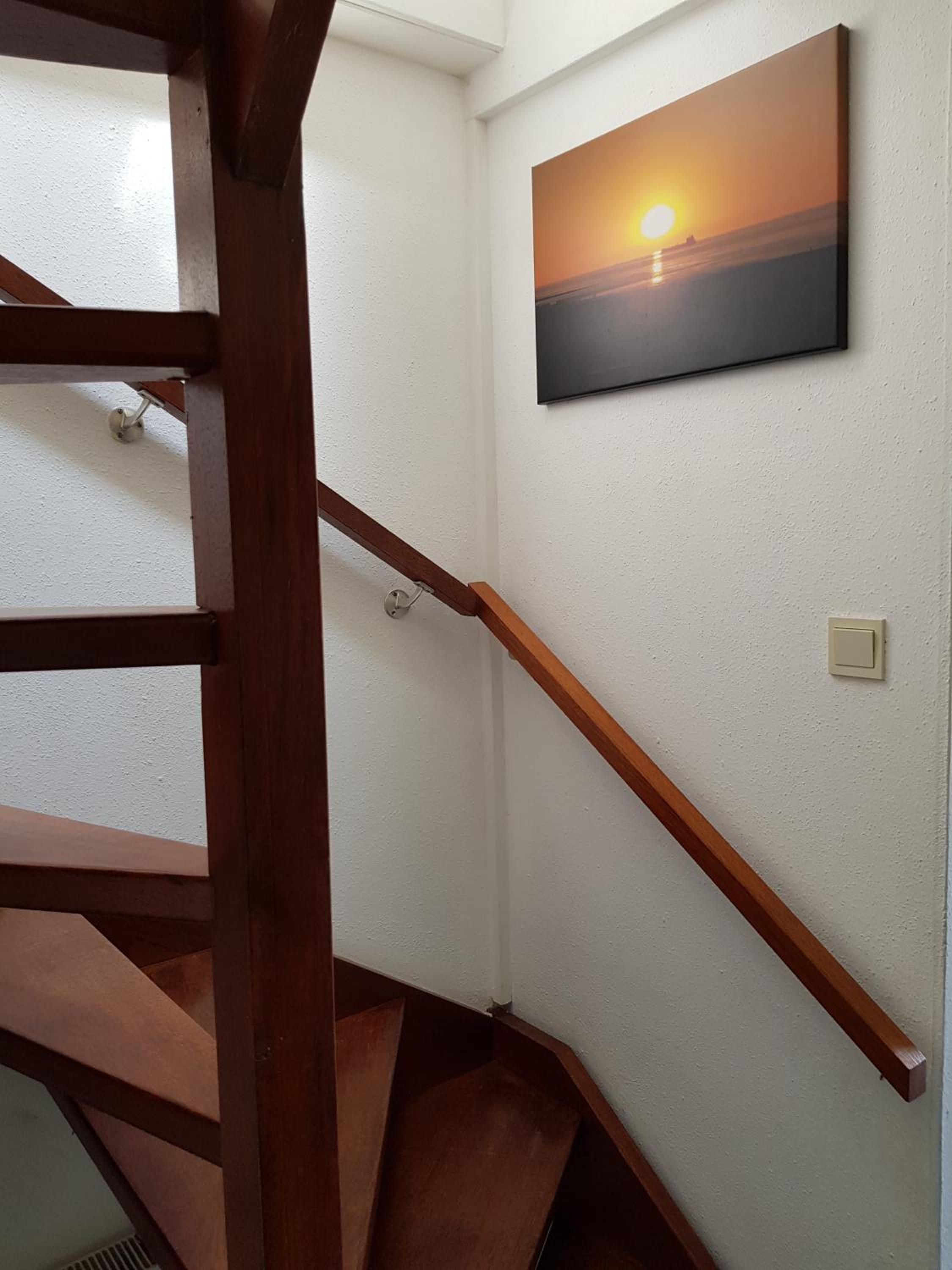 Three-Bedroom House photo 3