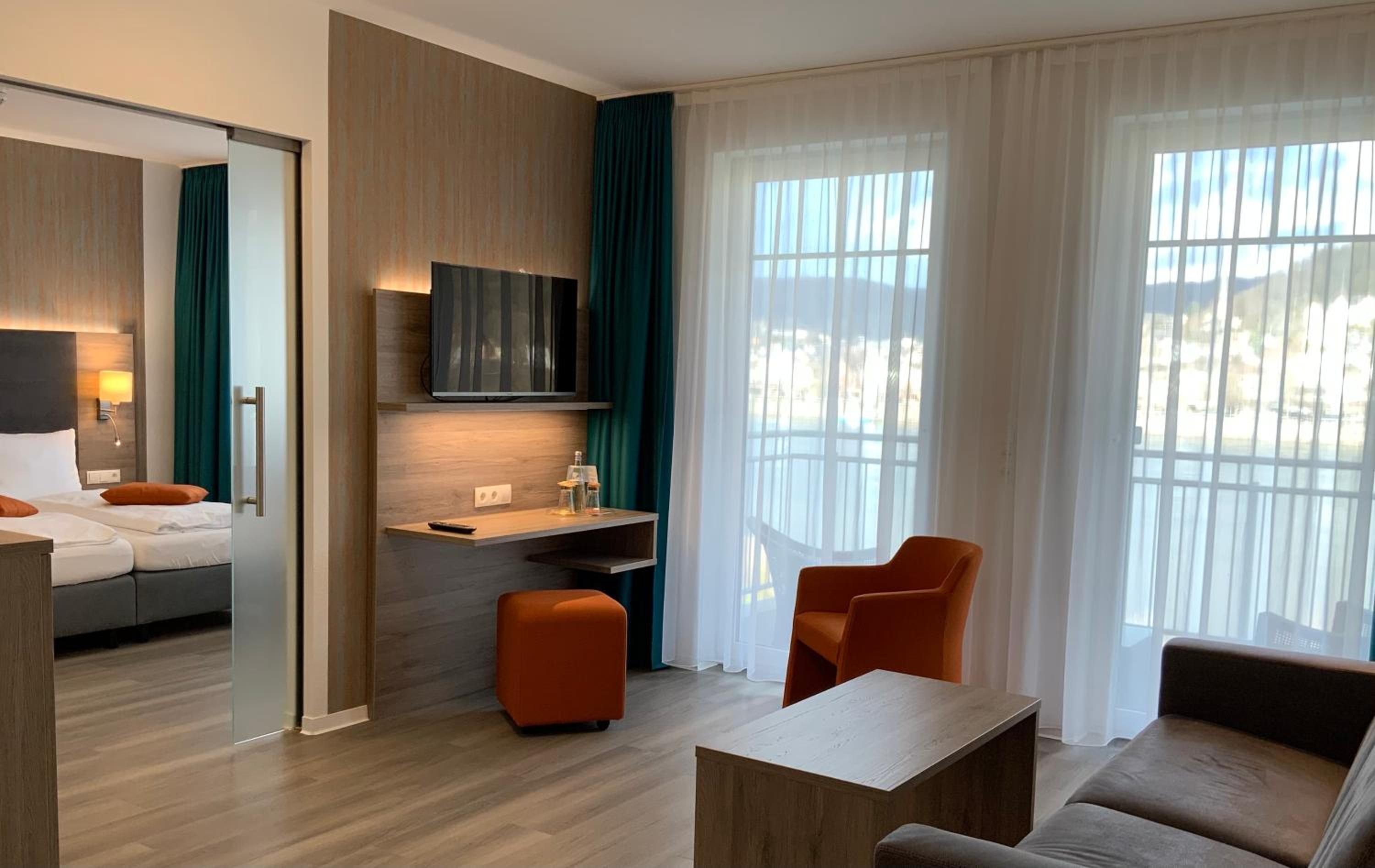 Suite with Balcony and River View