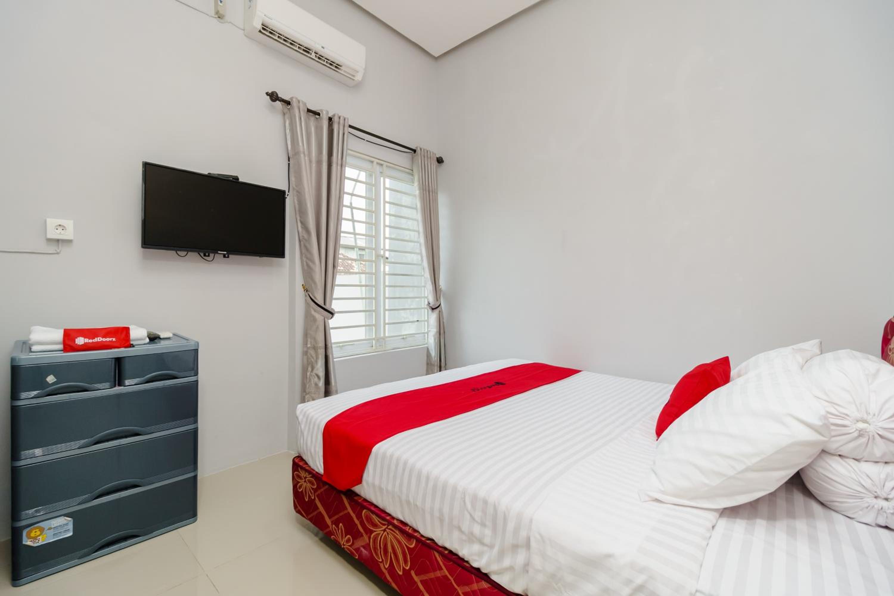 Double Room - Photo 11