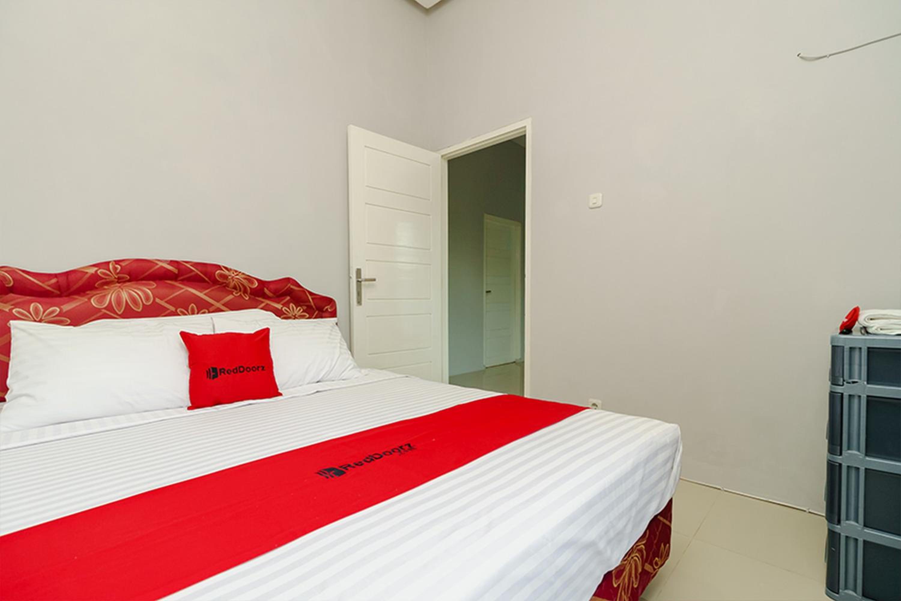 Double Room - Photo 7
