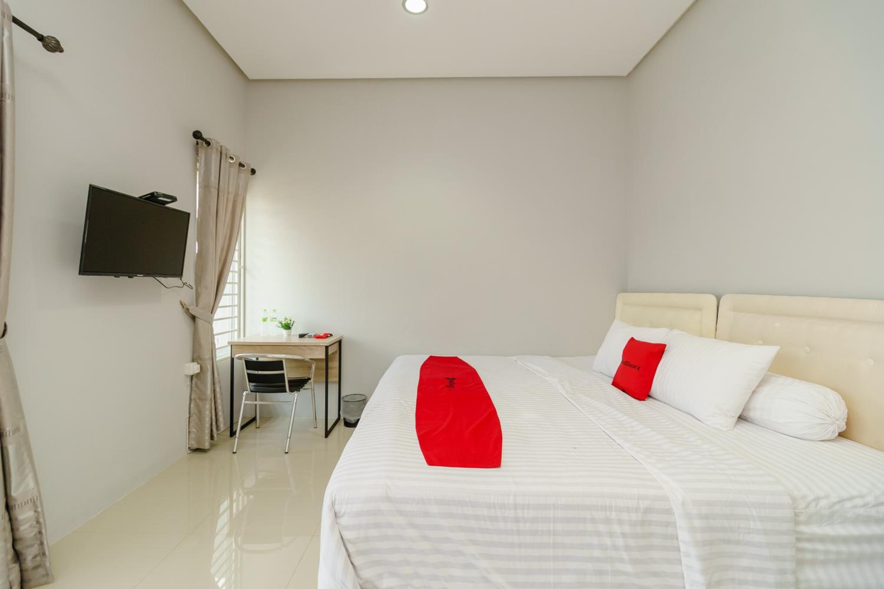Suite - Photo 7
