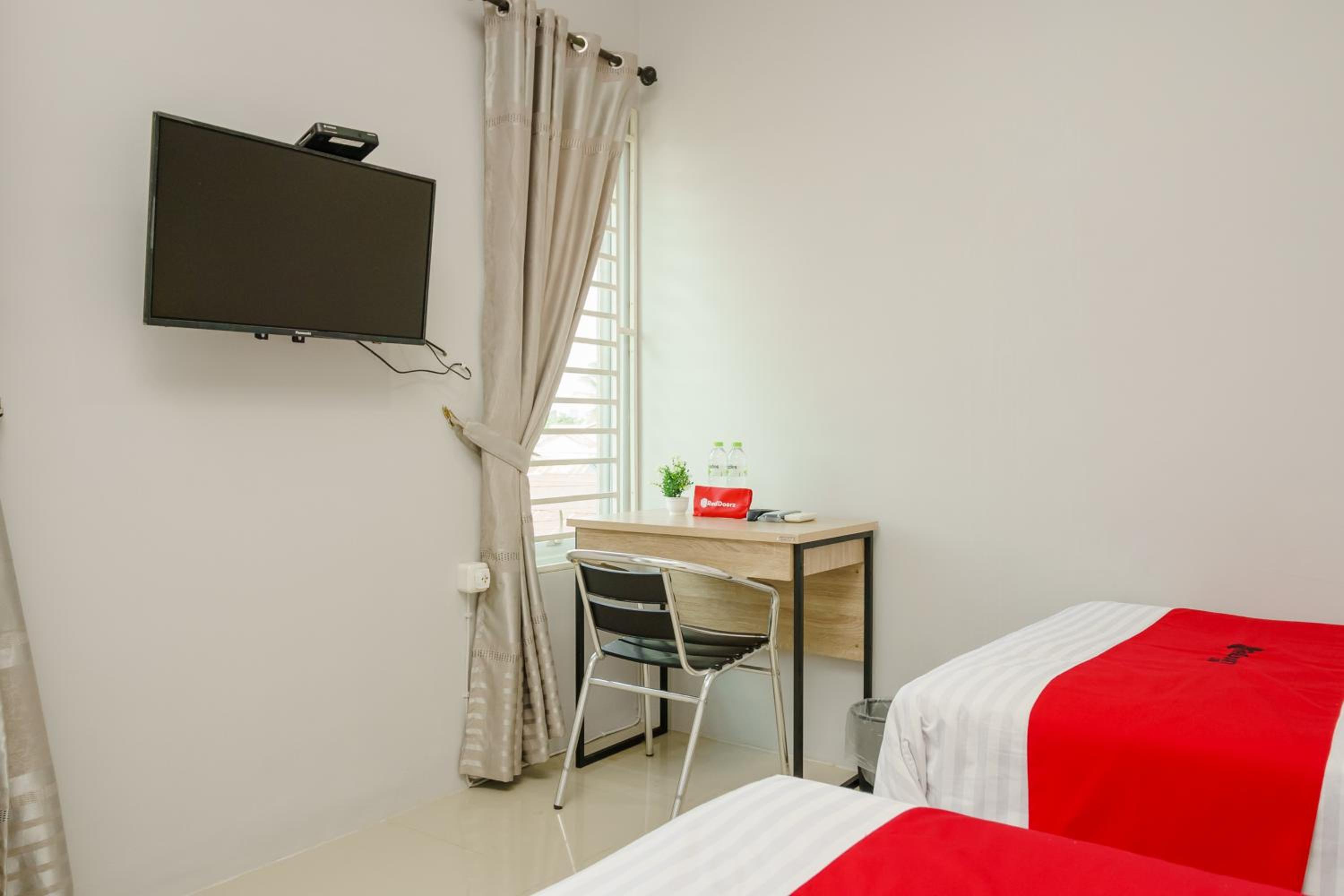 Deluxe Twin Room - Photo 7