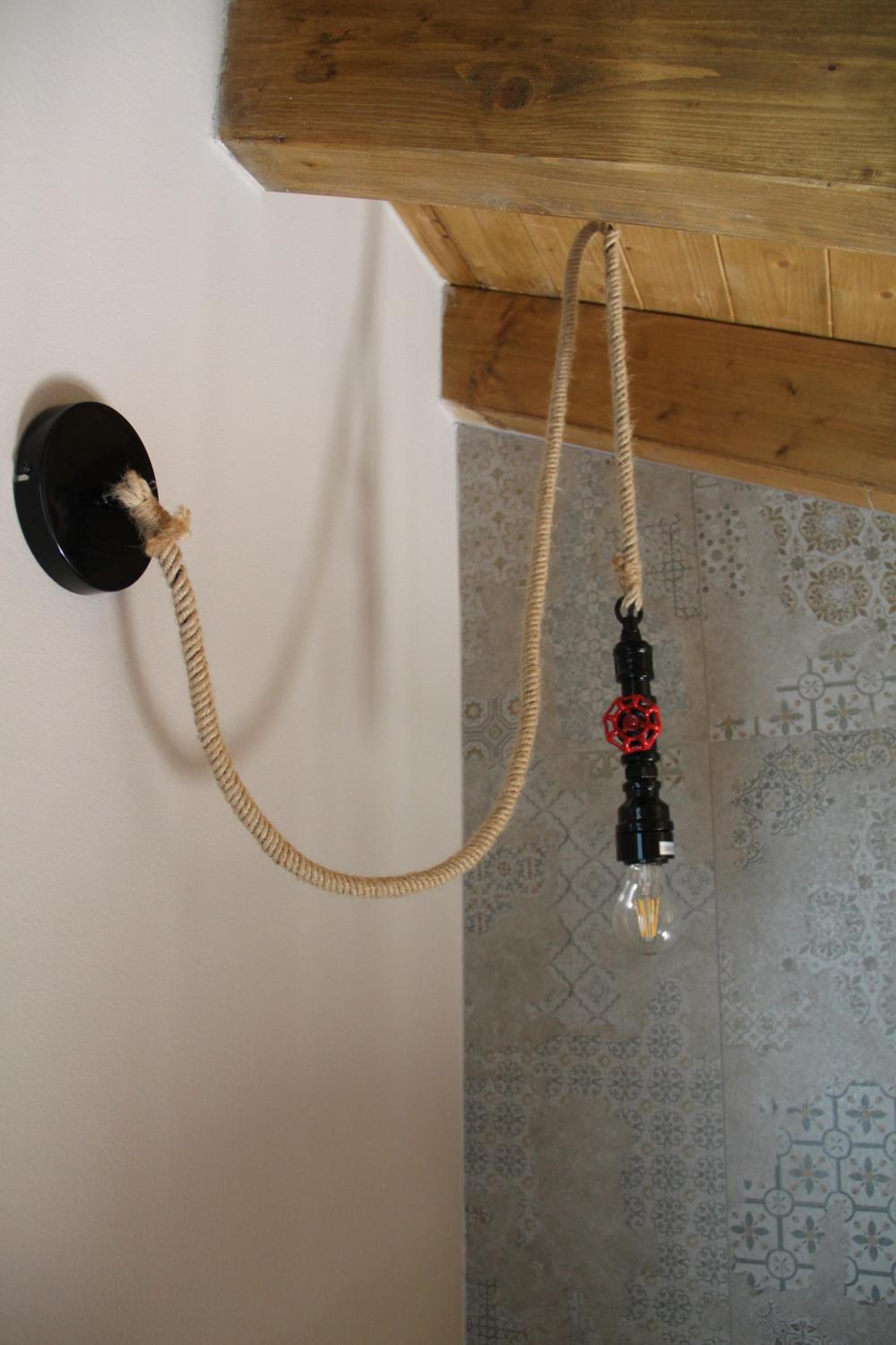 Apartment with Terrace - Photo 9
