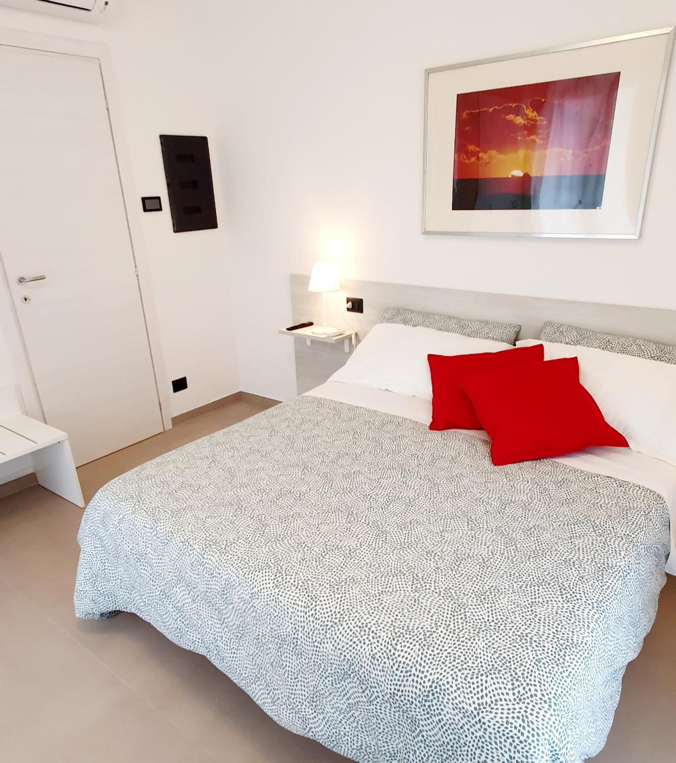Double Room with Private Bathroom photo 1