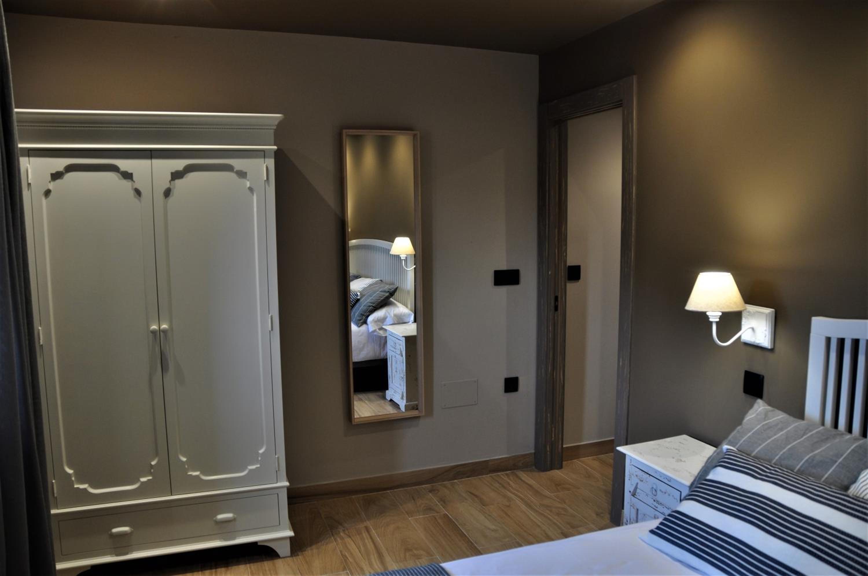 Apartment - Photo 4
