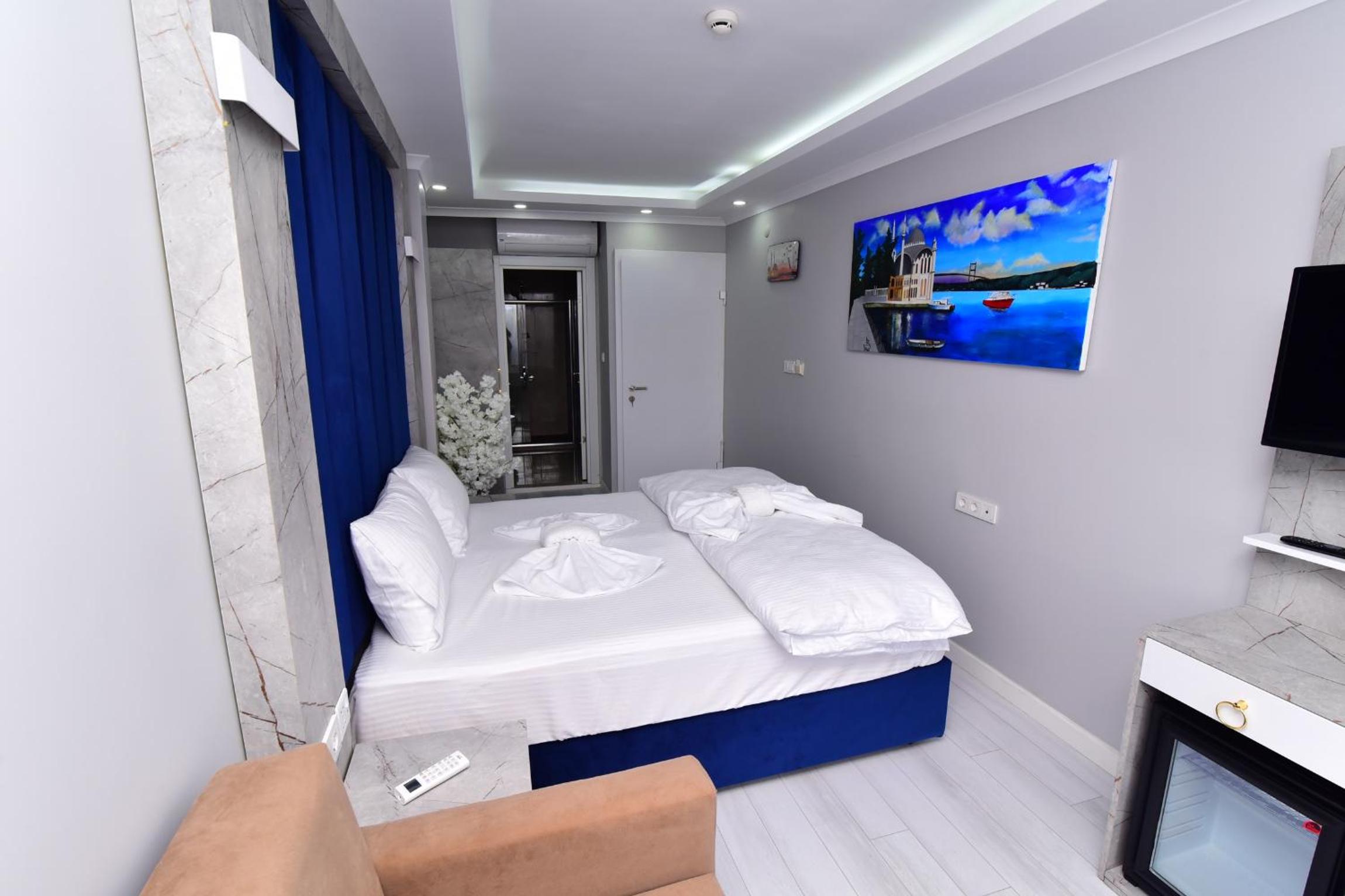 Deluxe Double or Twin Room with Garden View photo 2