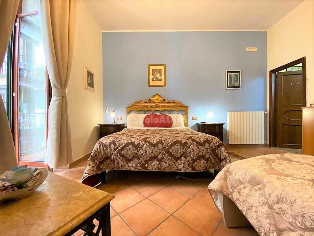 Triple Room with City View and Private Bathroom