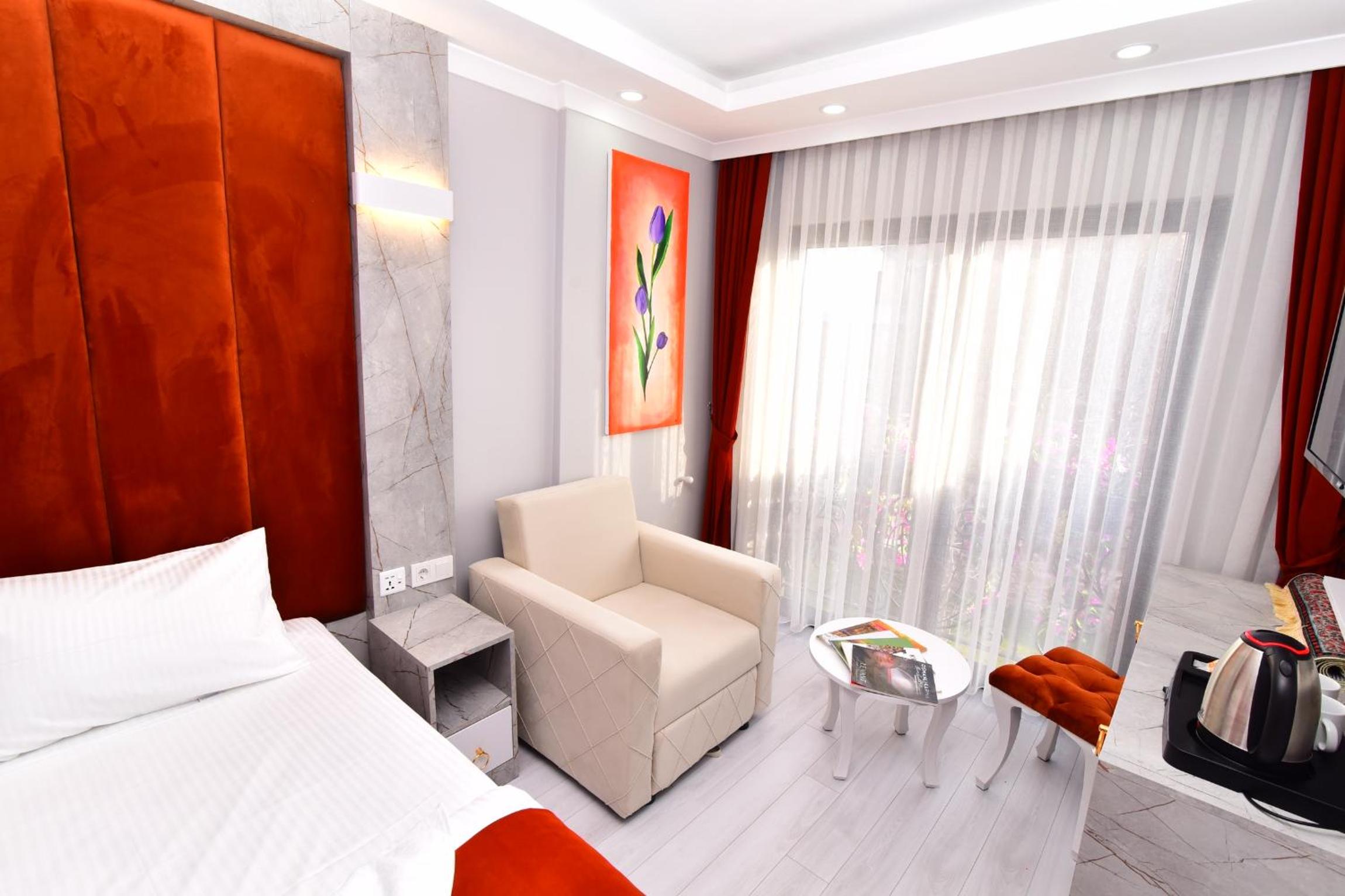 Deluxe Double Room with Sea View photo 3