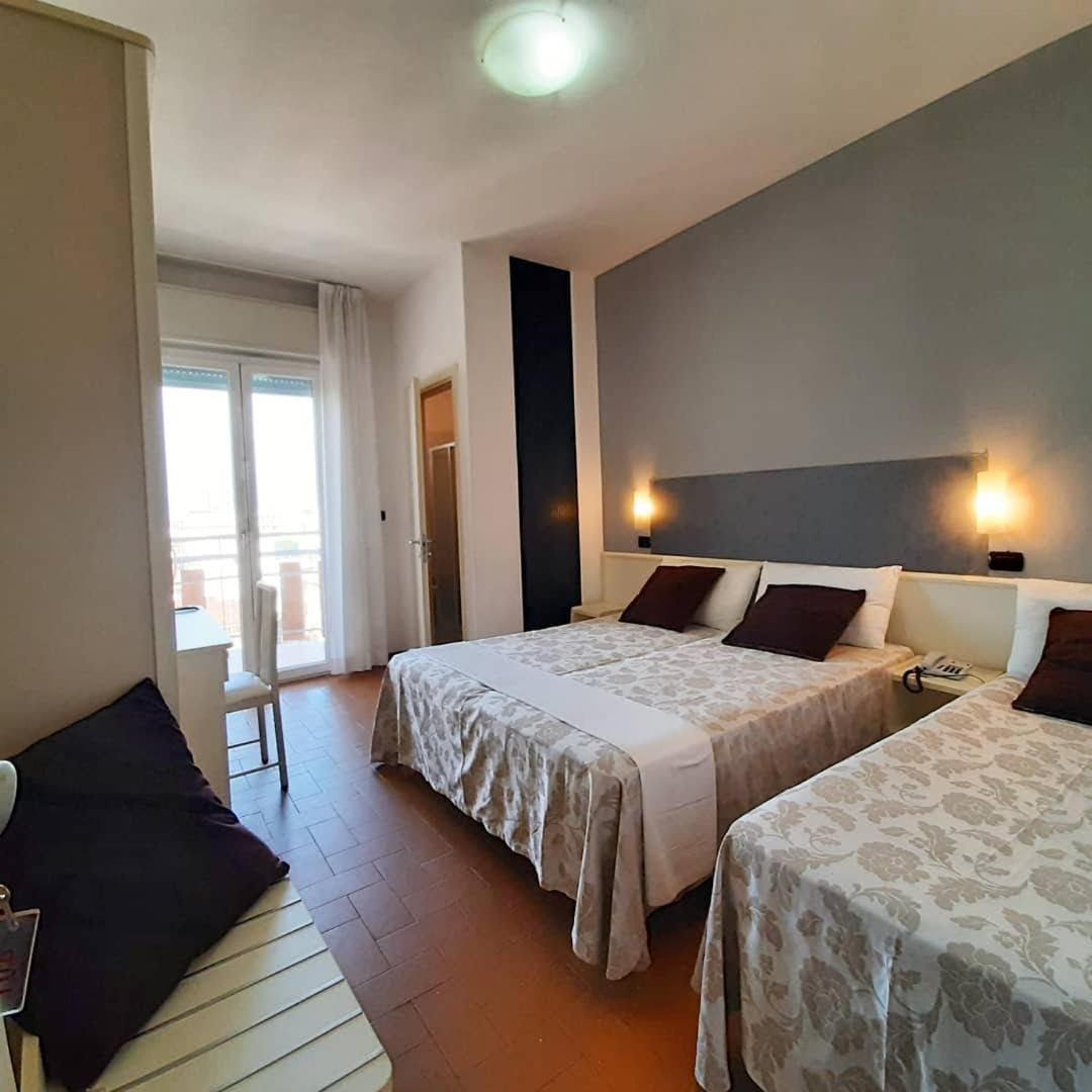 Comfort Triple Room - Photo 4