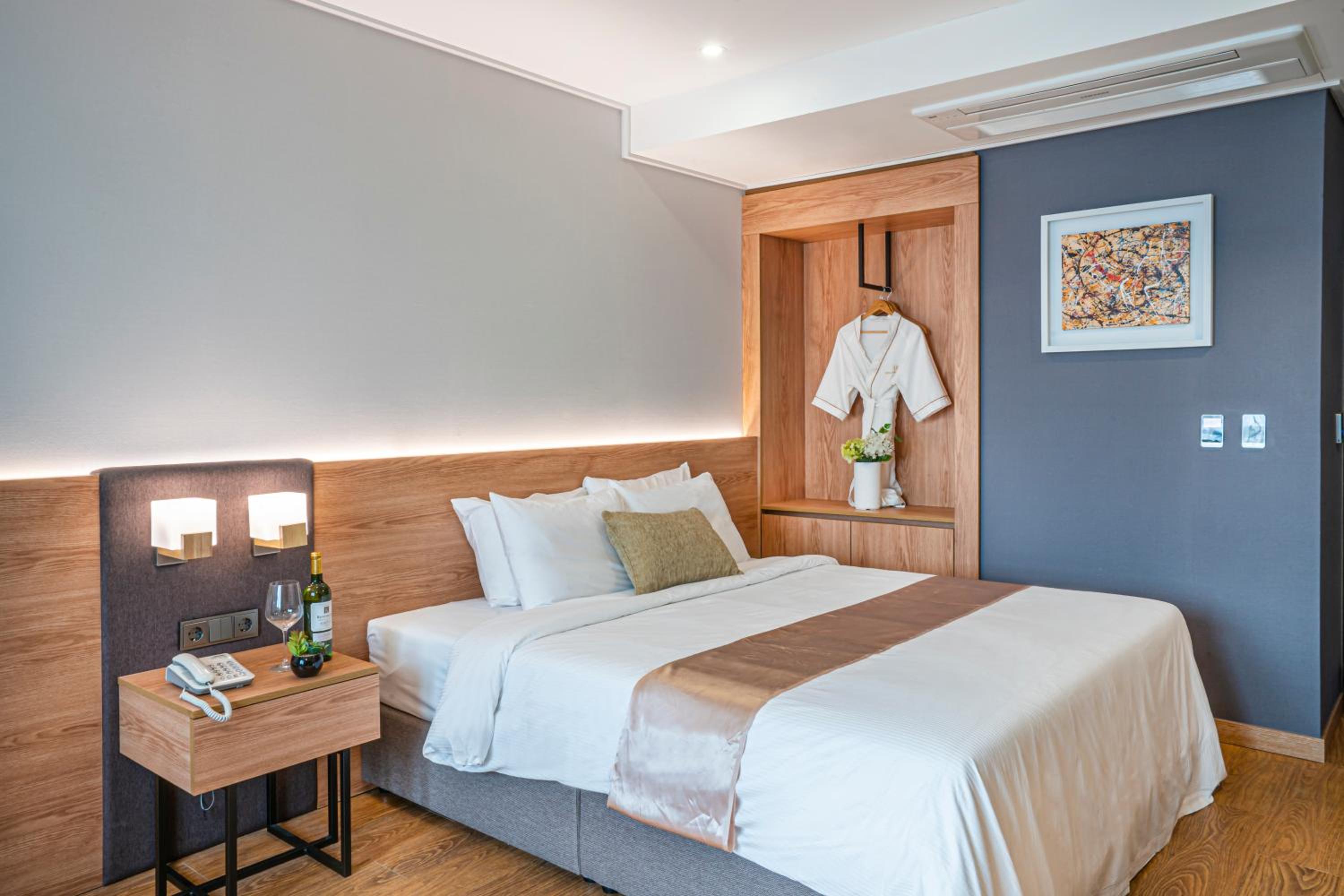 Deluxe Premium Room