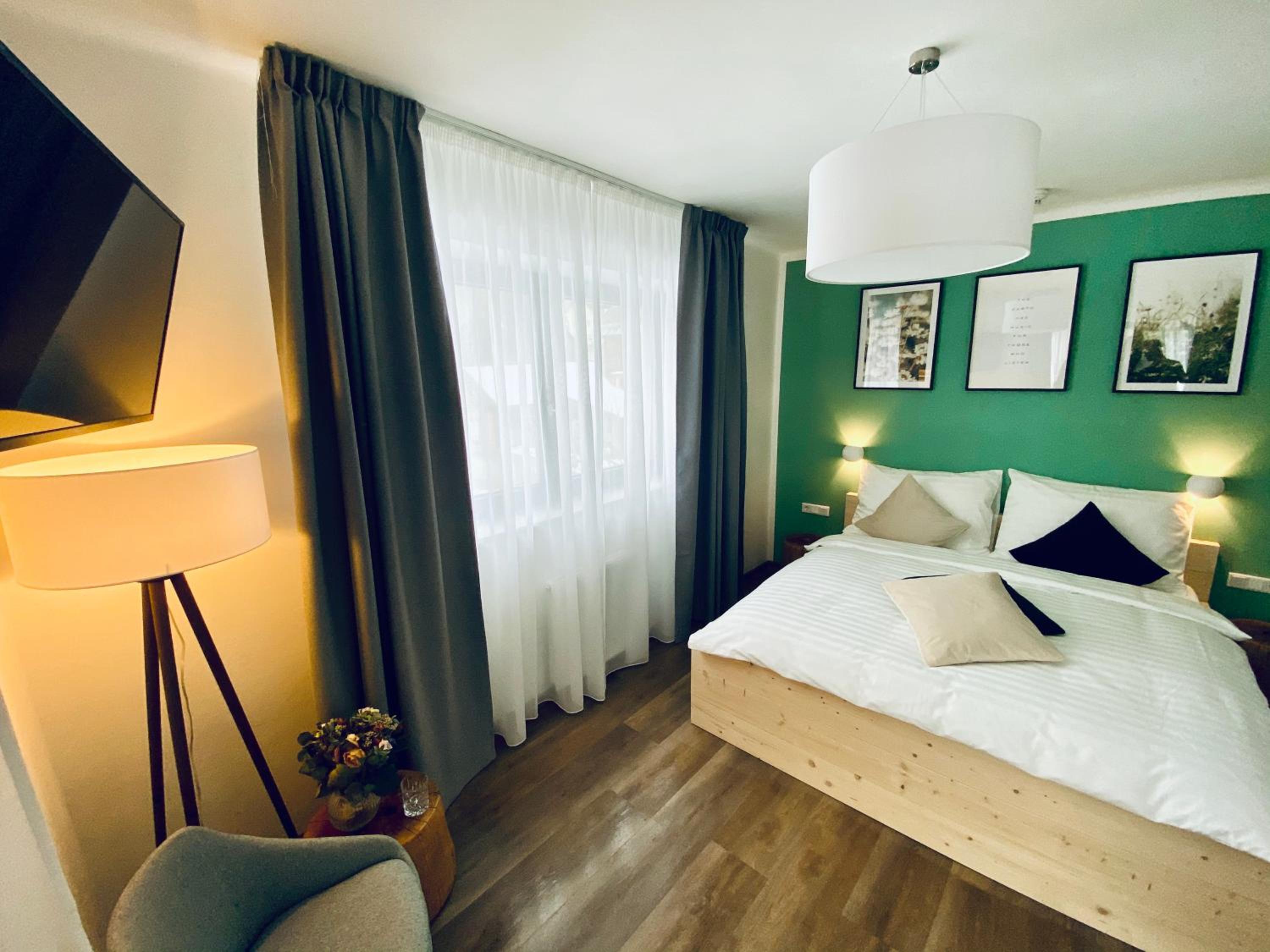 Double Room With Patio photo 3