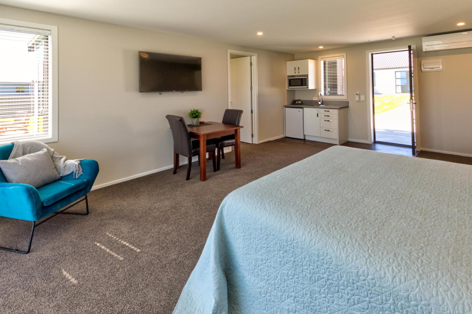 Standard Suite - Photo 6