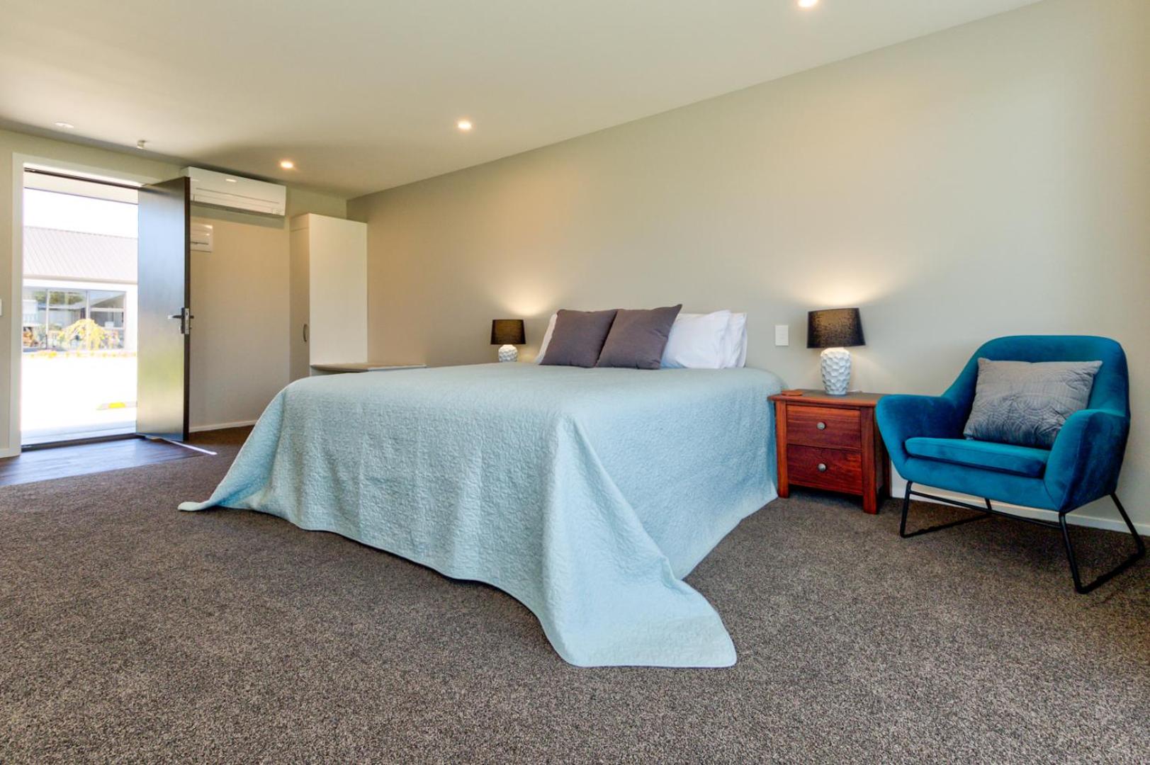 Standard Suite - Photo 1