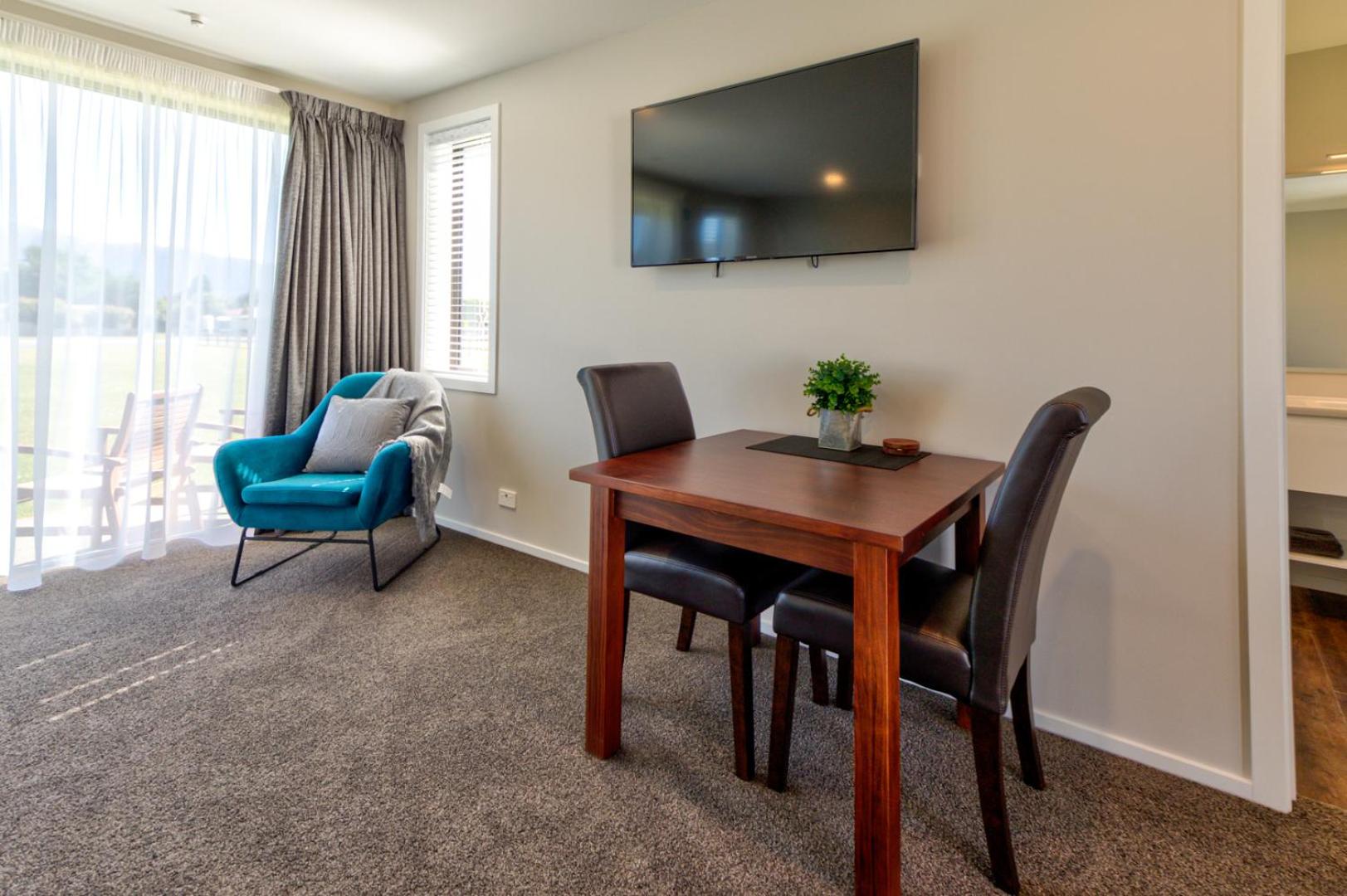 Standard Suite - Photo 4