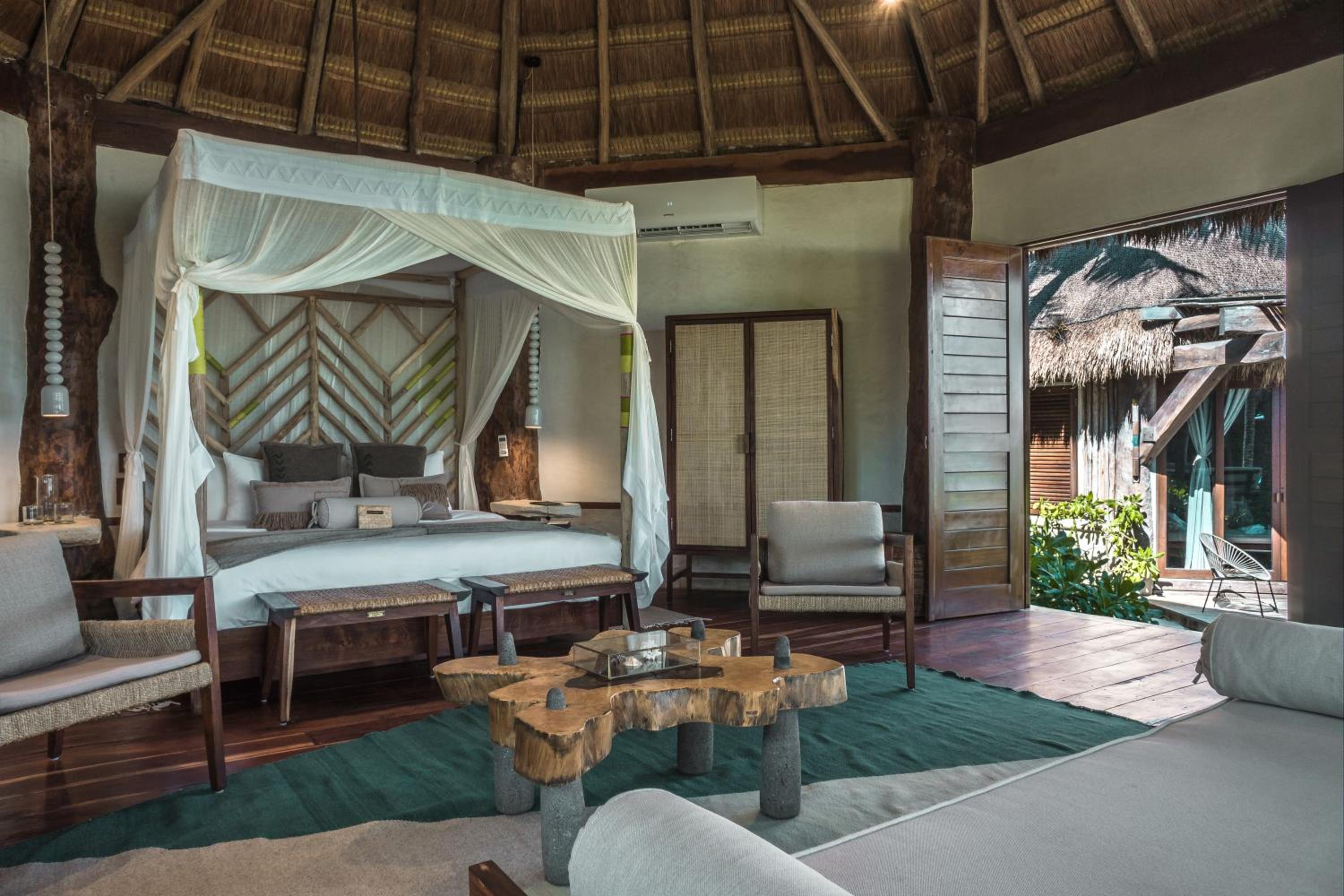 Master Suite Oceanfront with Terrace - Photo 2