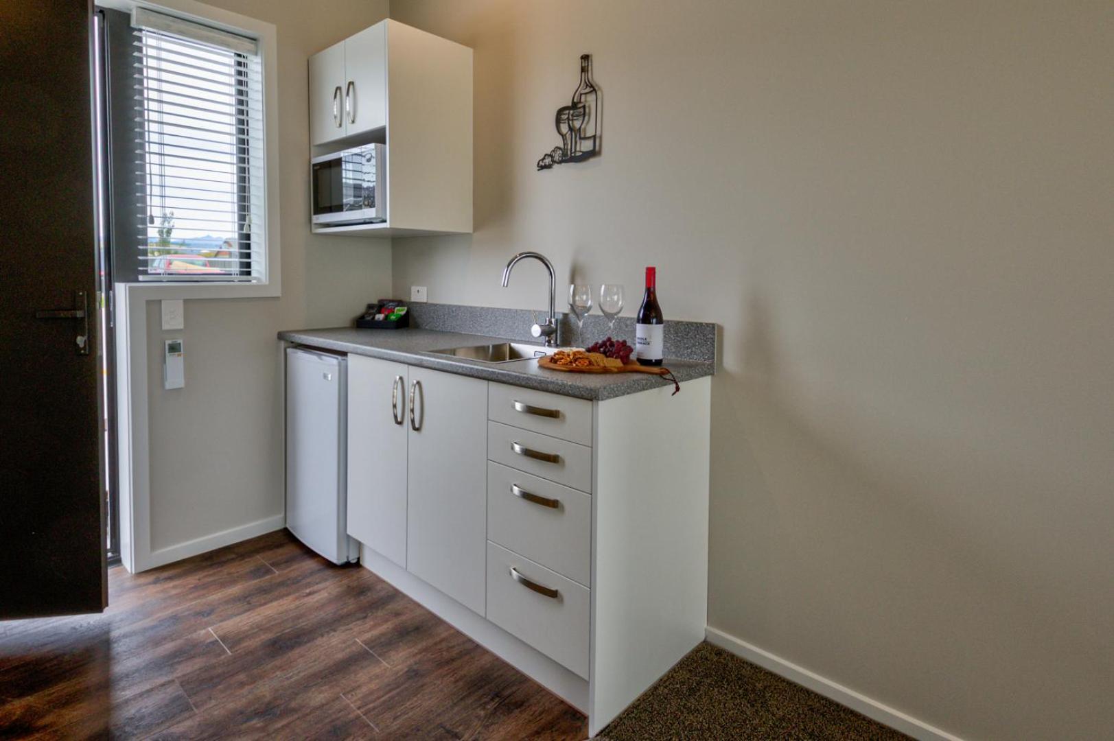 Superior Suite - Photo 5