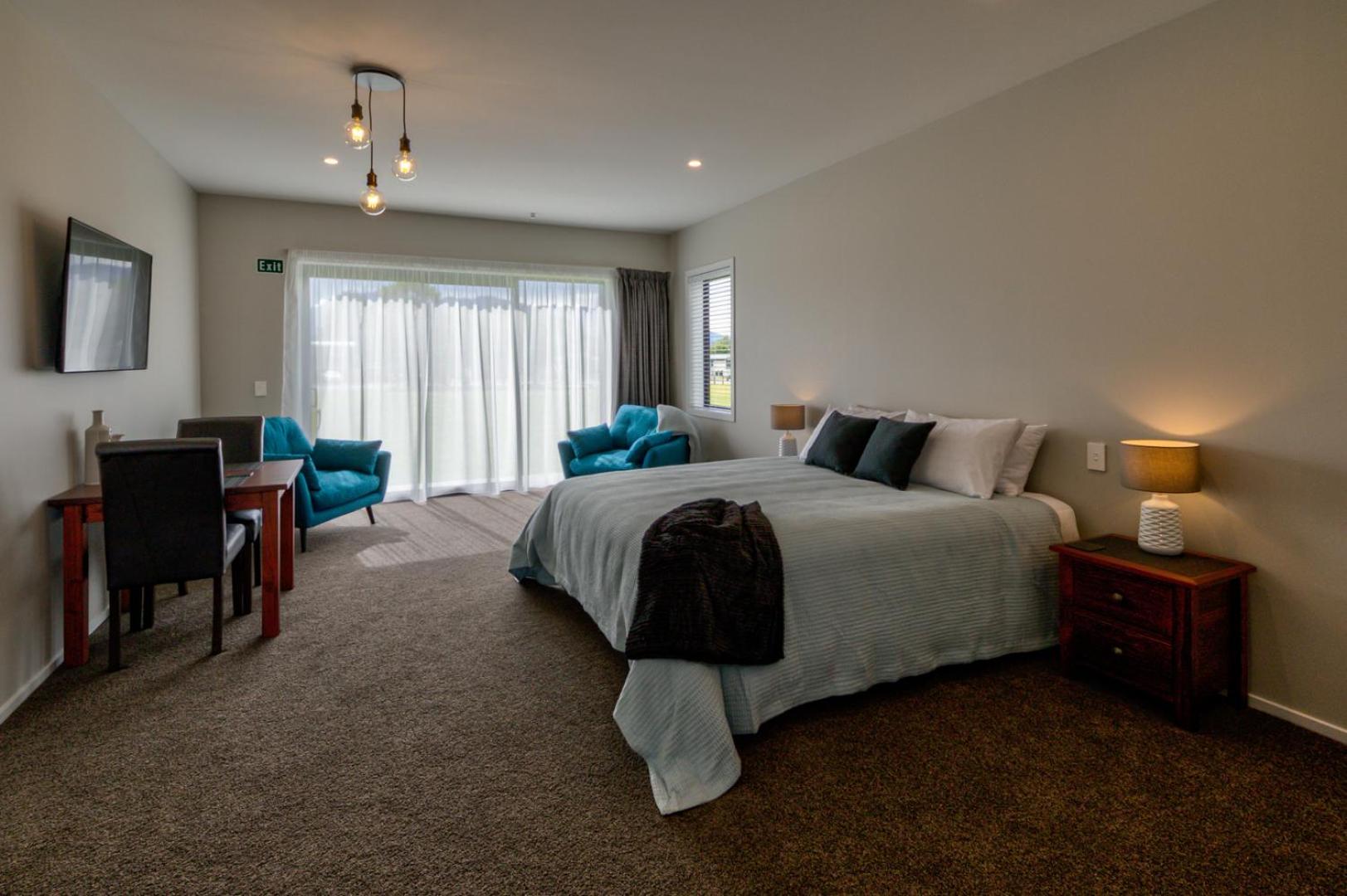 Superior Suite - Photo 1
