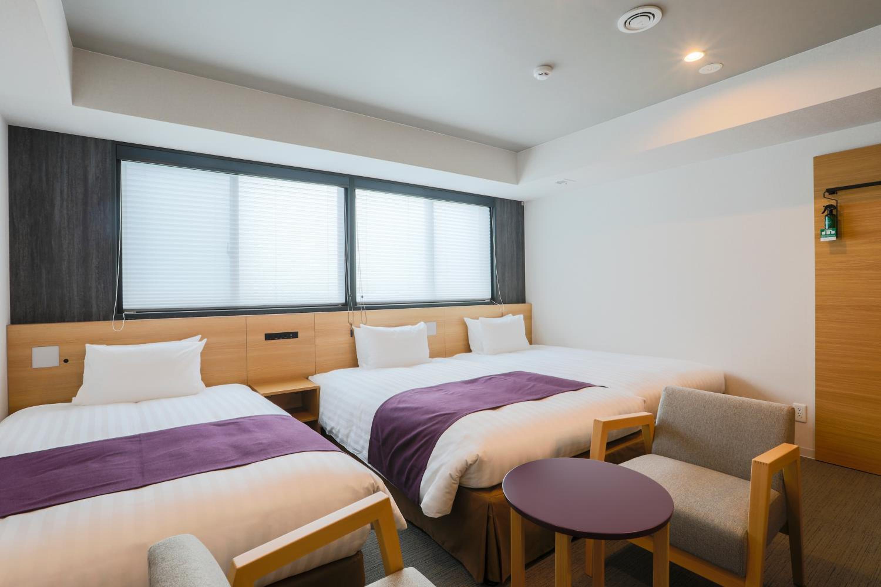 Standard Twin Room - Non-Smoking - Photo 8