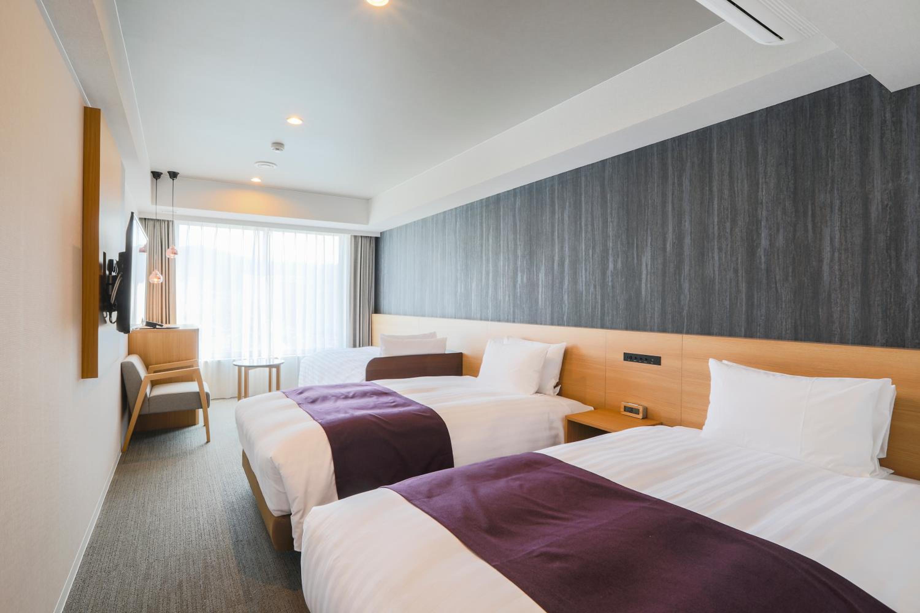 Premium Twin Room - Non-Smoking - Photo 17