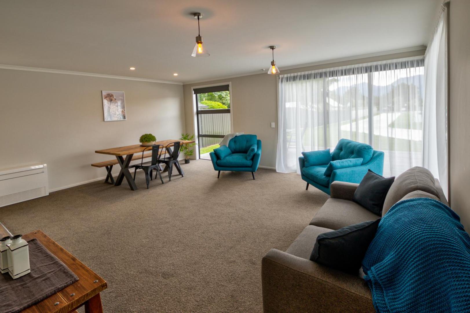 Two-Bedroom Apartment - Photo 10
