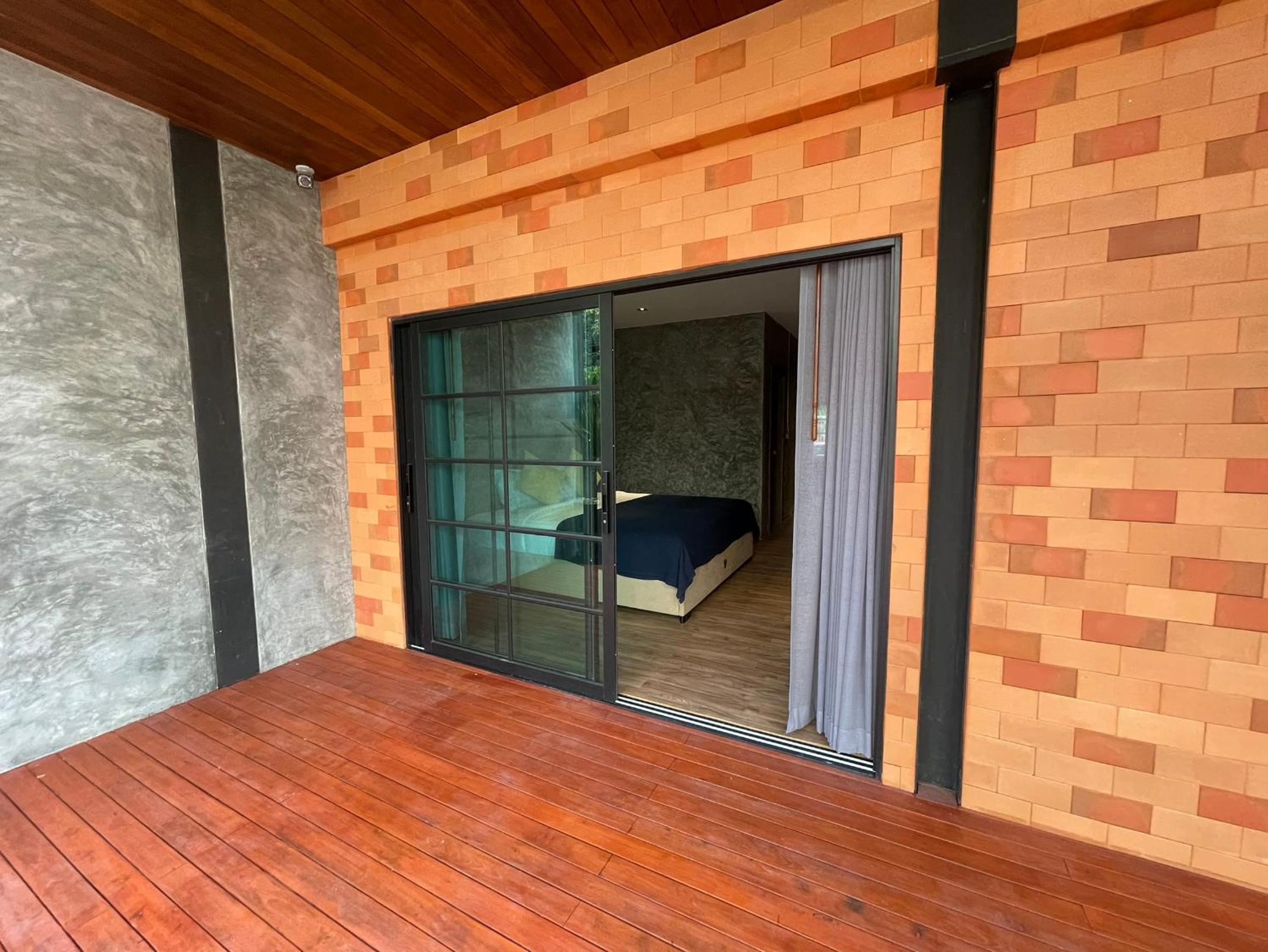 King Room with Balcony photo 3