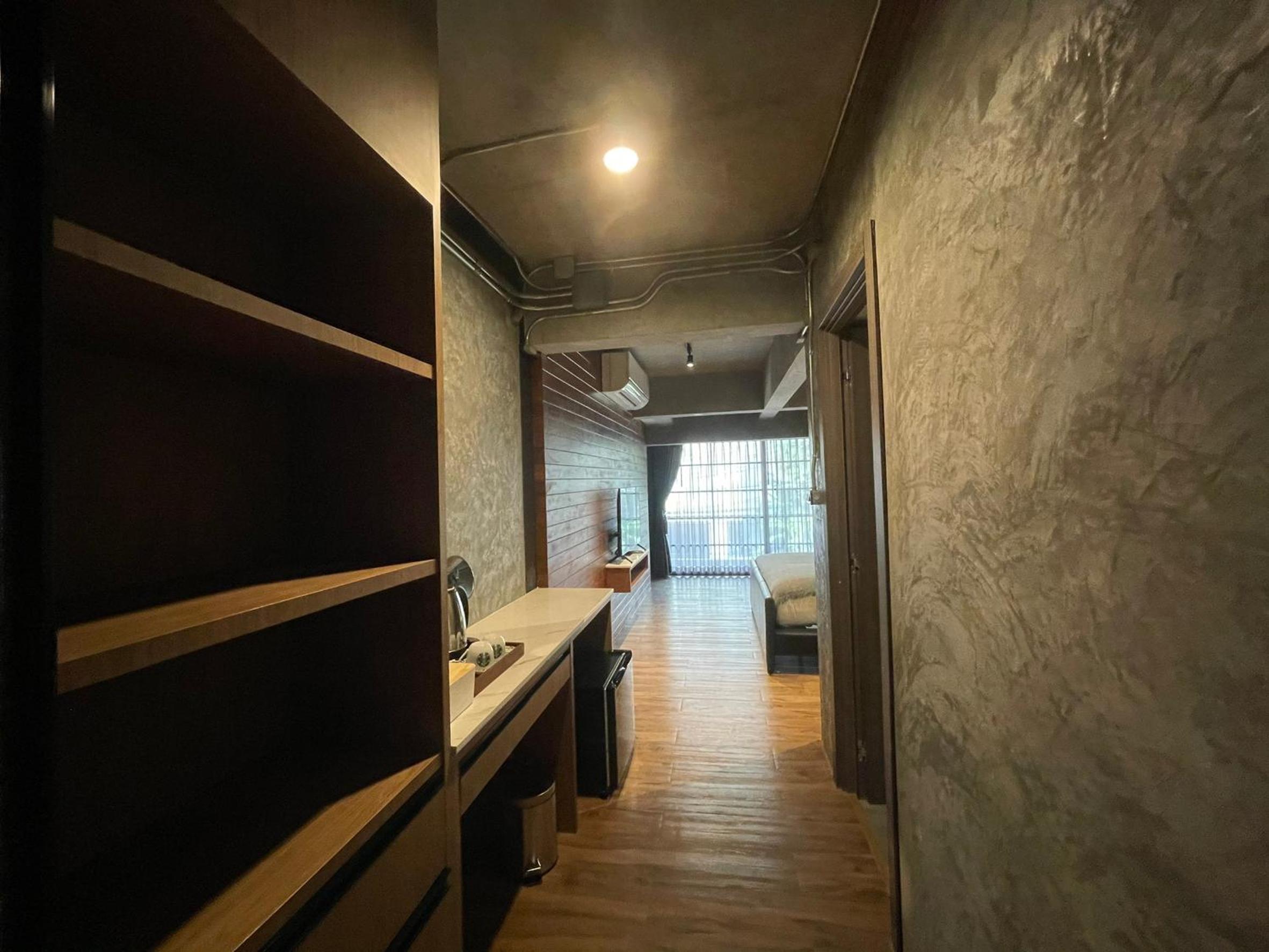 Queen Room with Balcony photo 3