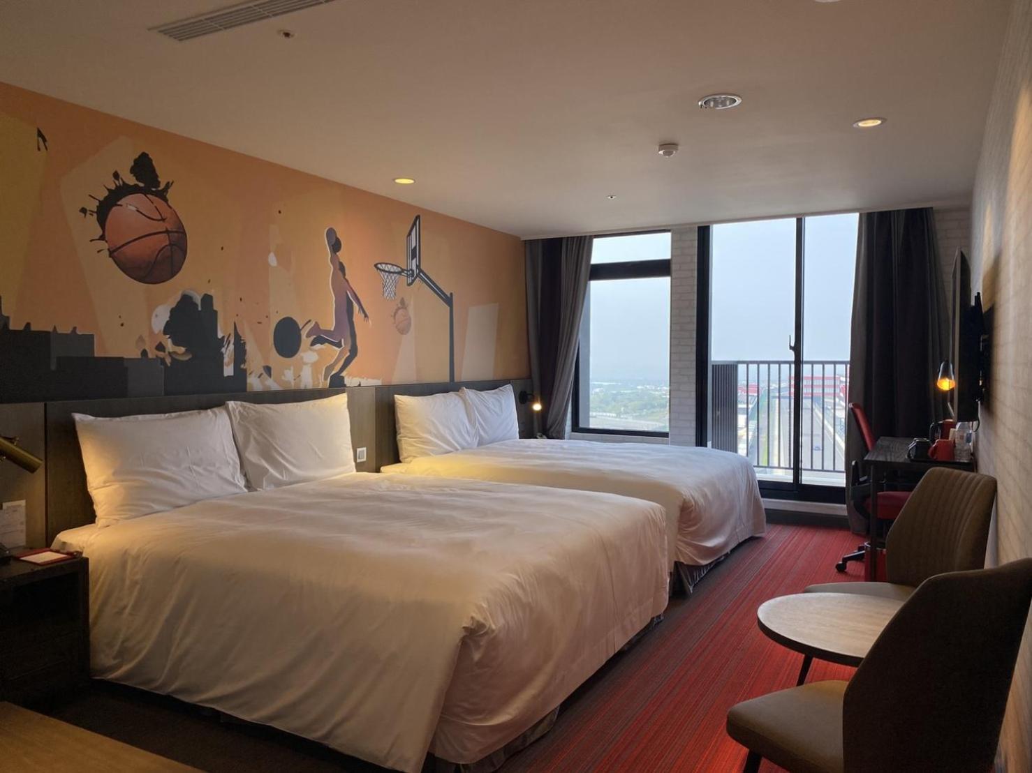 Deluxe Double Room with Balcony photo 3