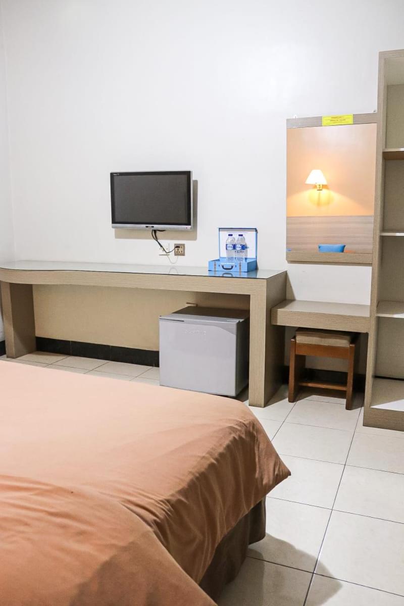 Deluxe Room - Photo 3