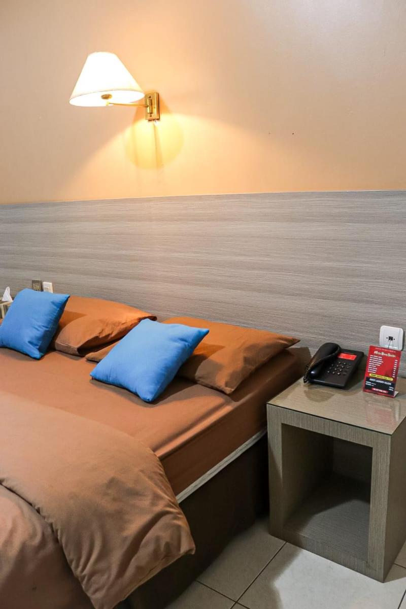 Deluxe Room - Photo 2