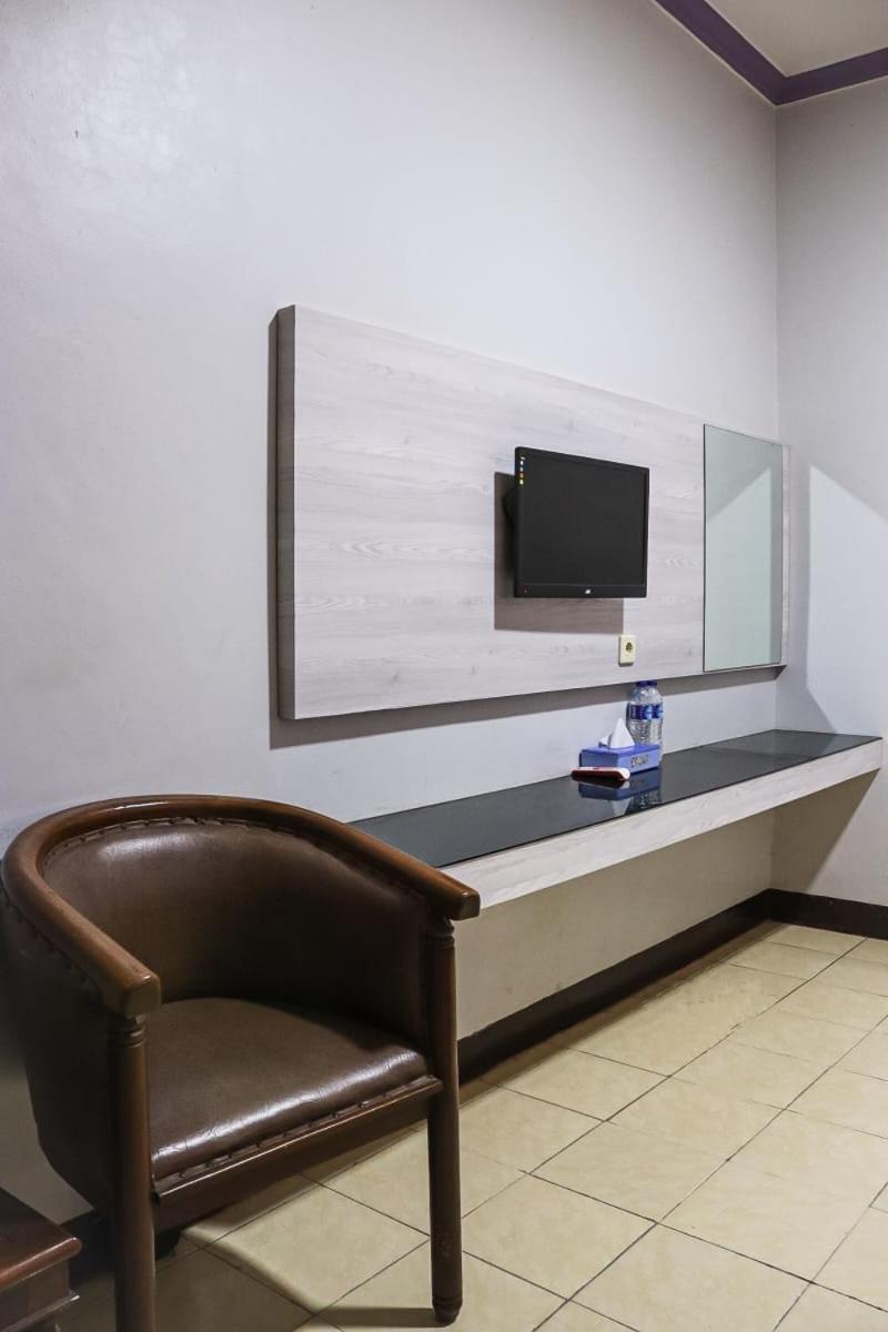 Standard Twin Room - Photo 1