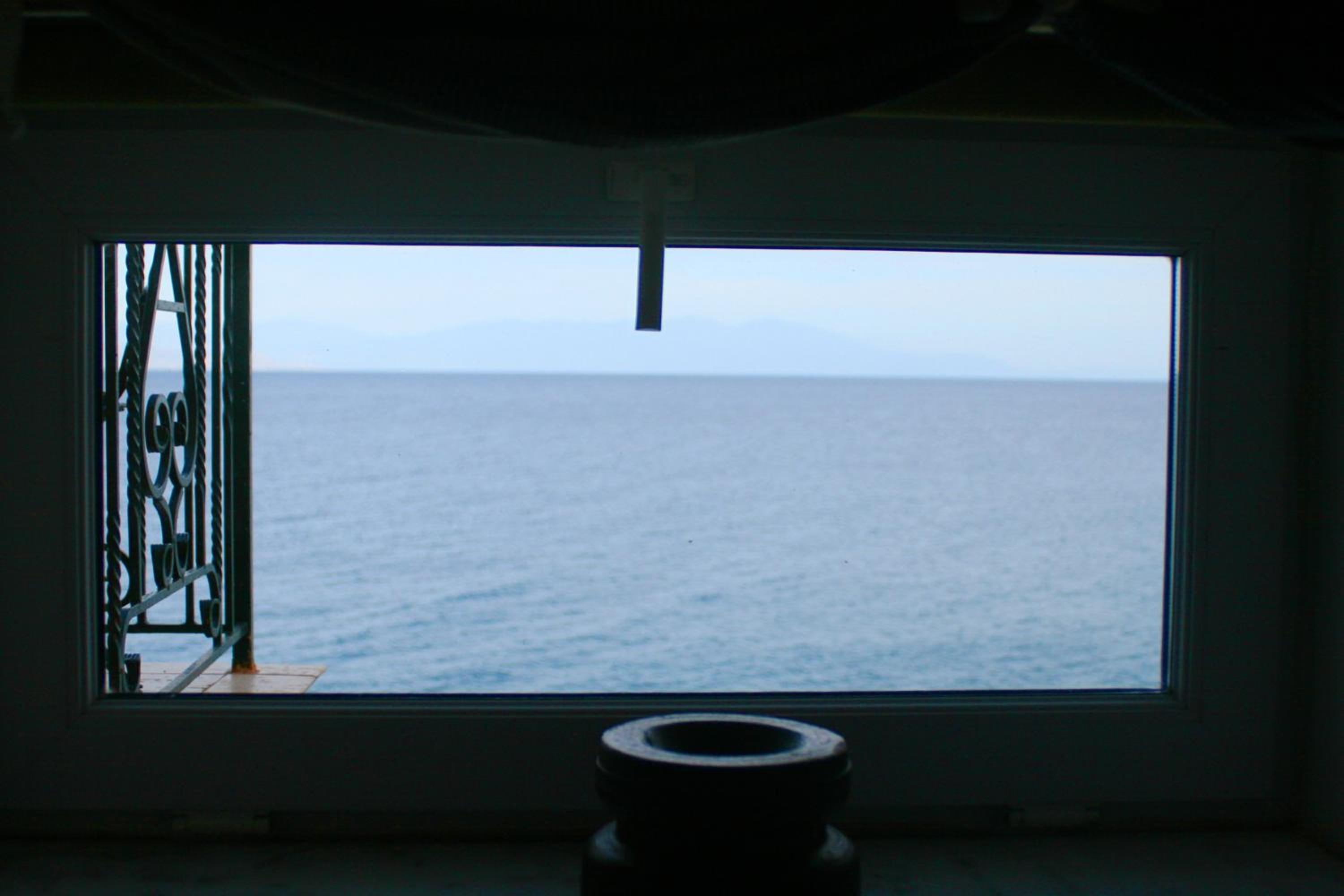 Studio Apartment with Sea View photo 3