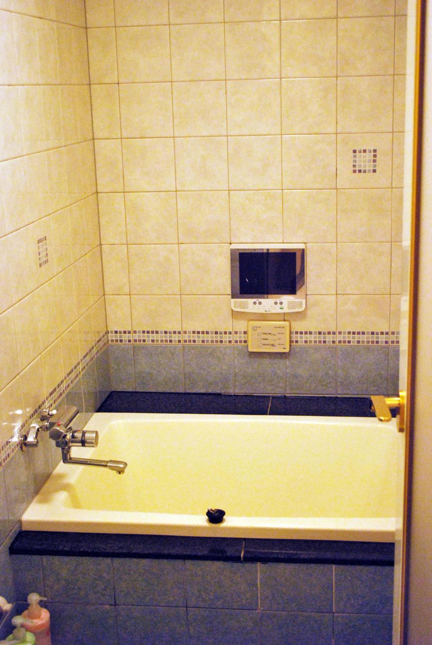 Queen Suite - Photo 3