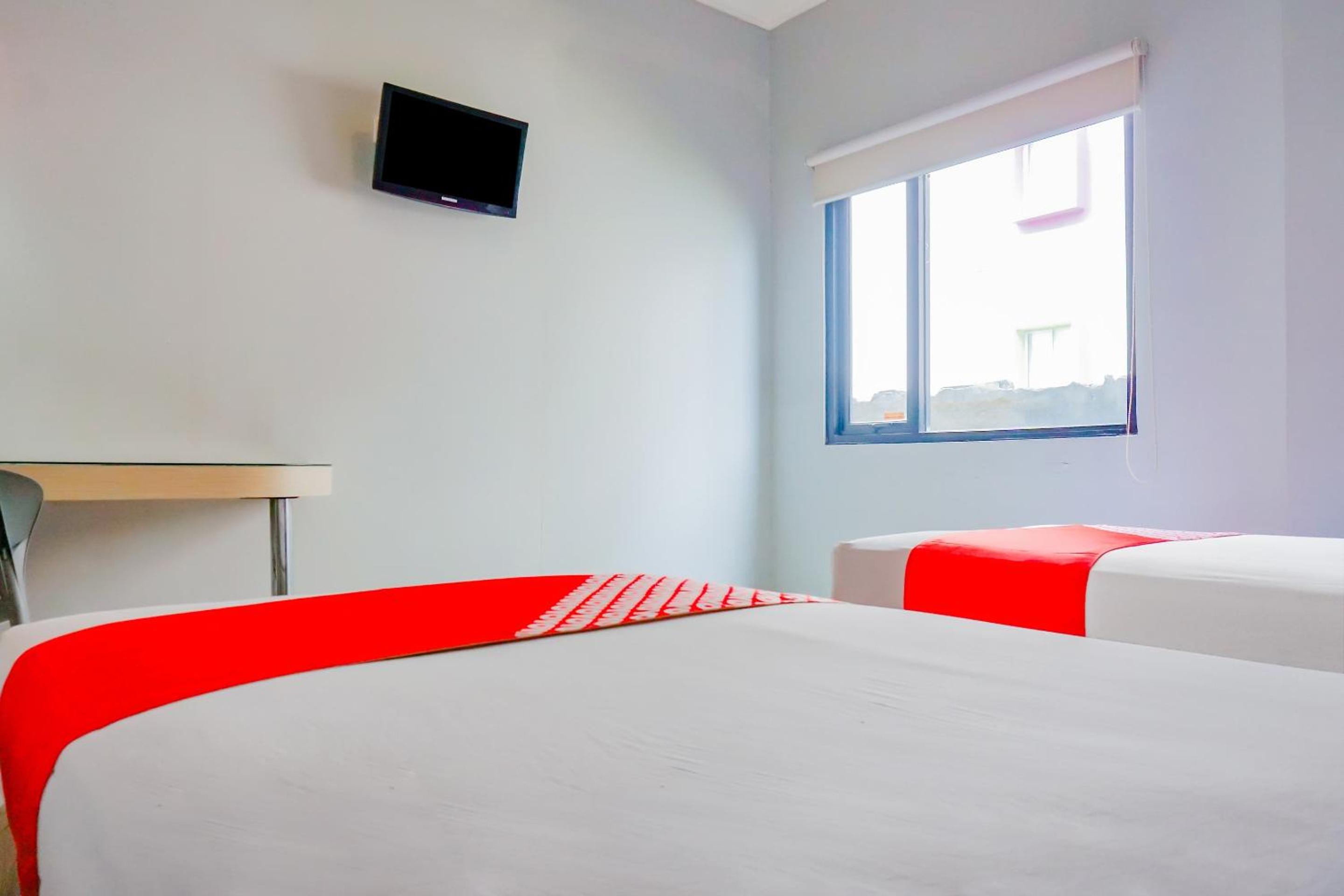 Delxue Twin Room - Photo 2