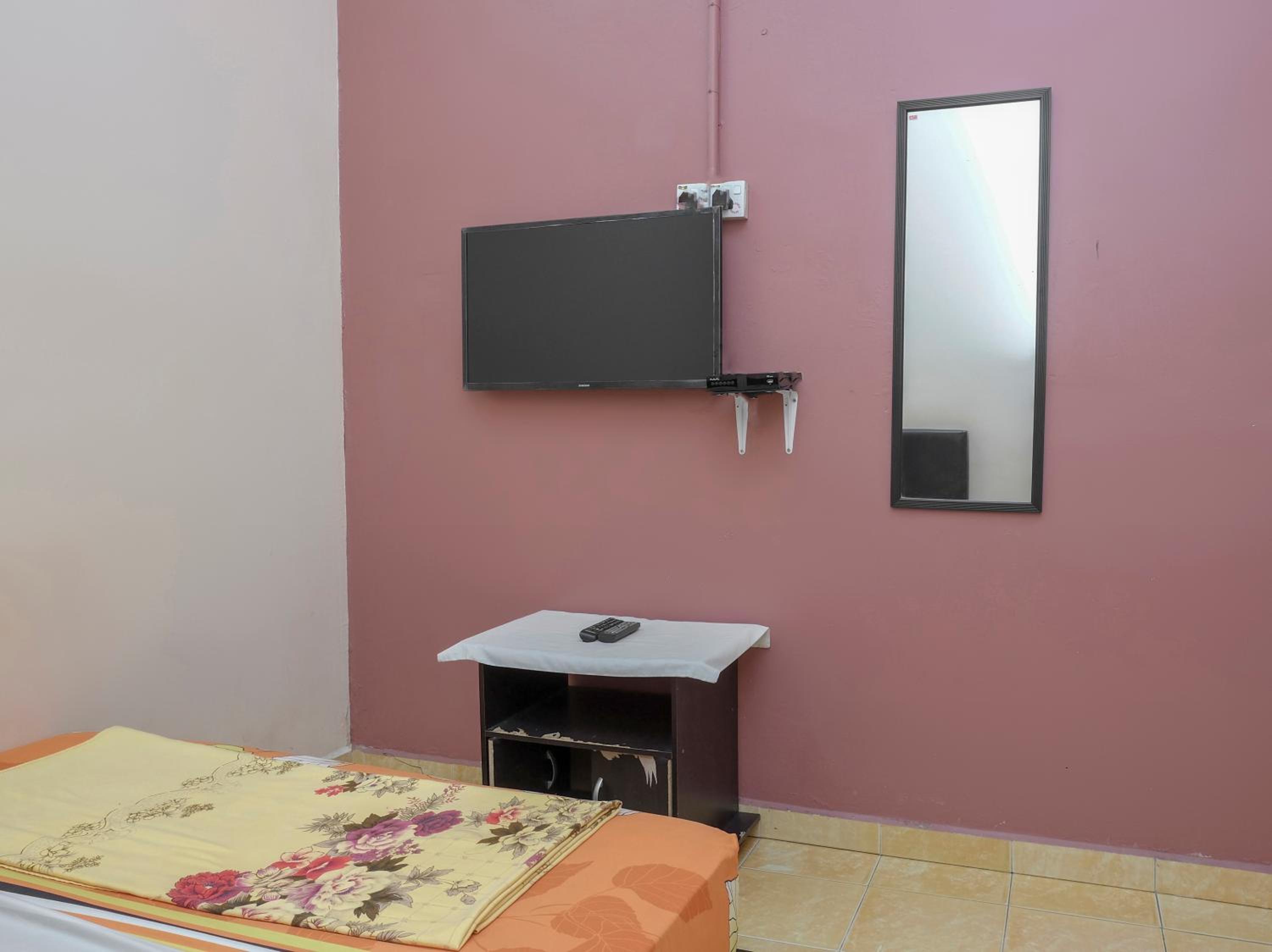 Standard Double Room photo 3