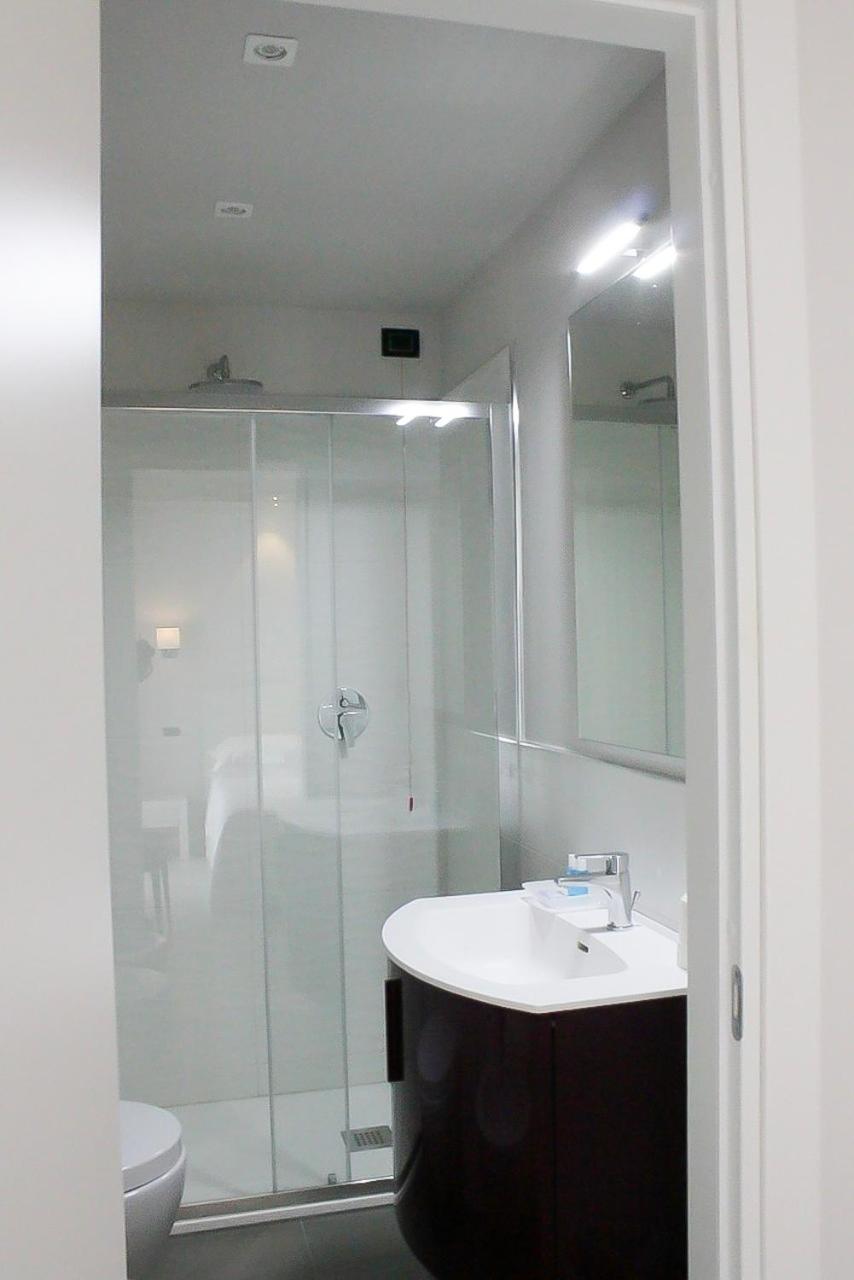 Double Room - Photo 9