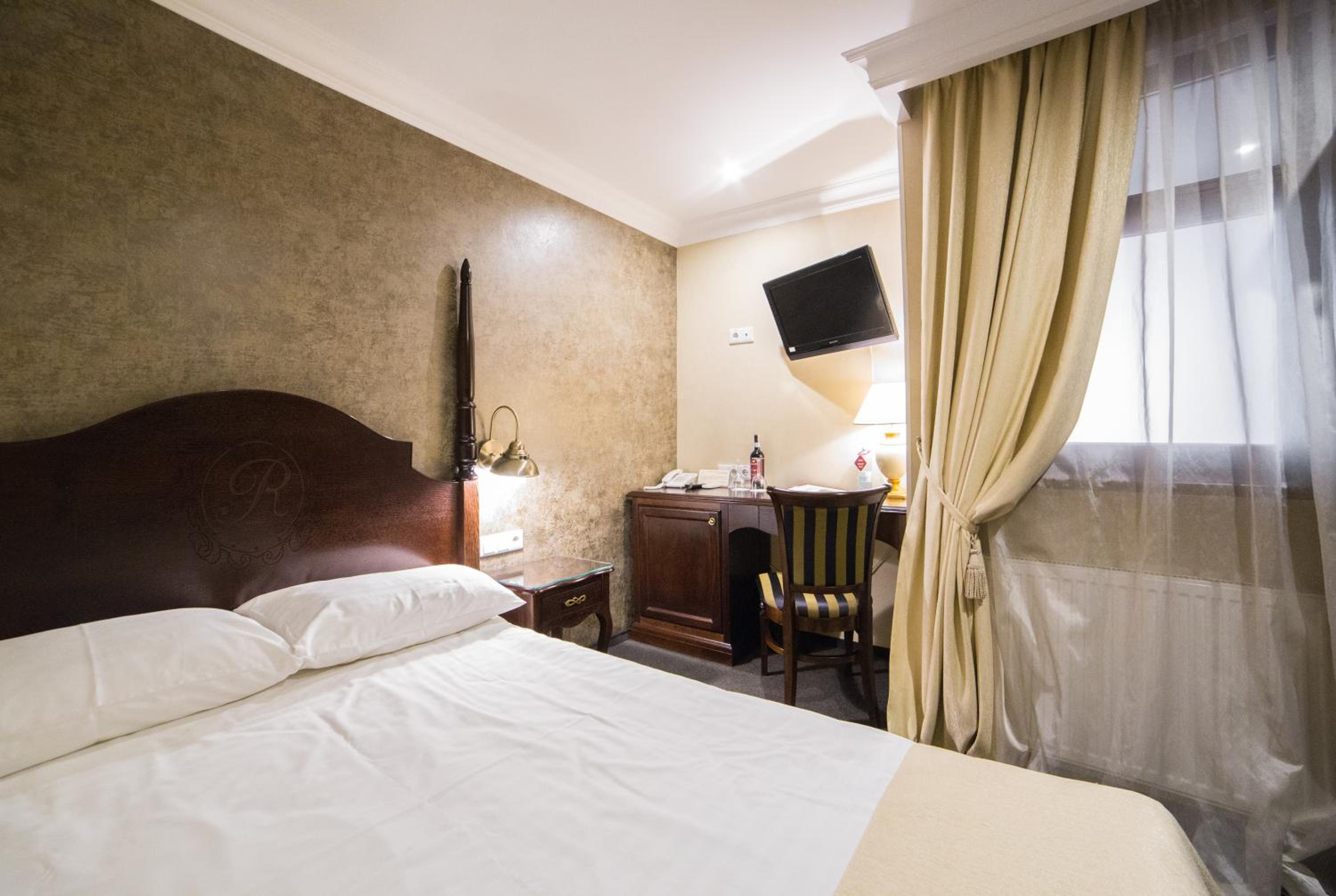 Single Room photo 3