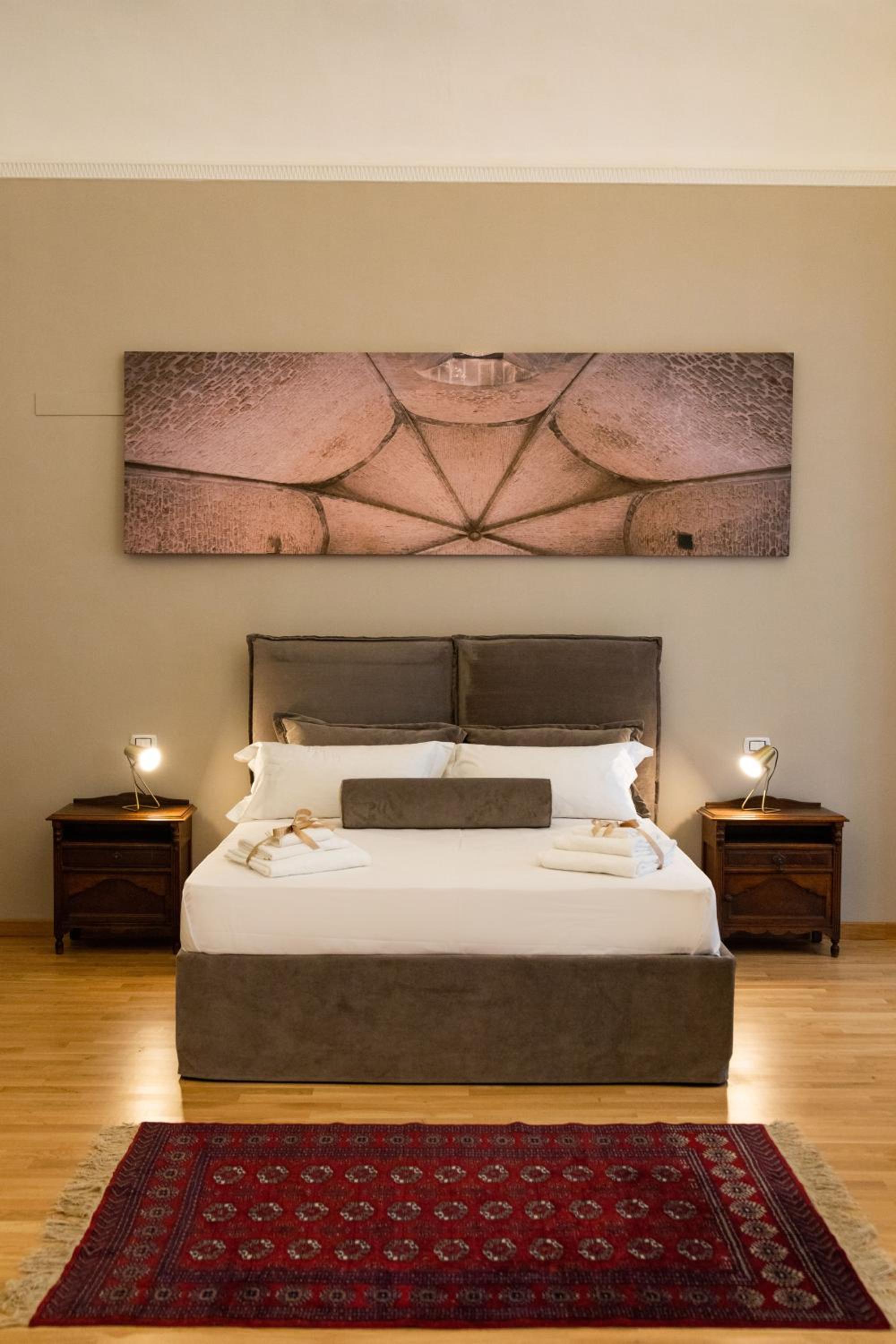Superior Suite - Photo 4